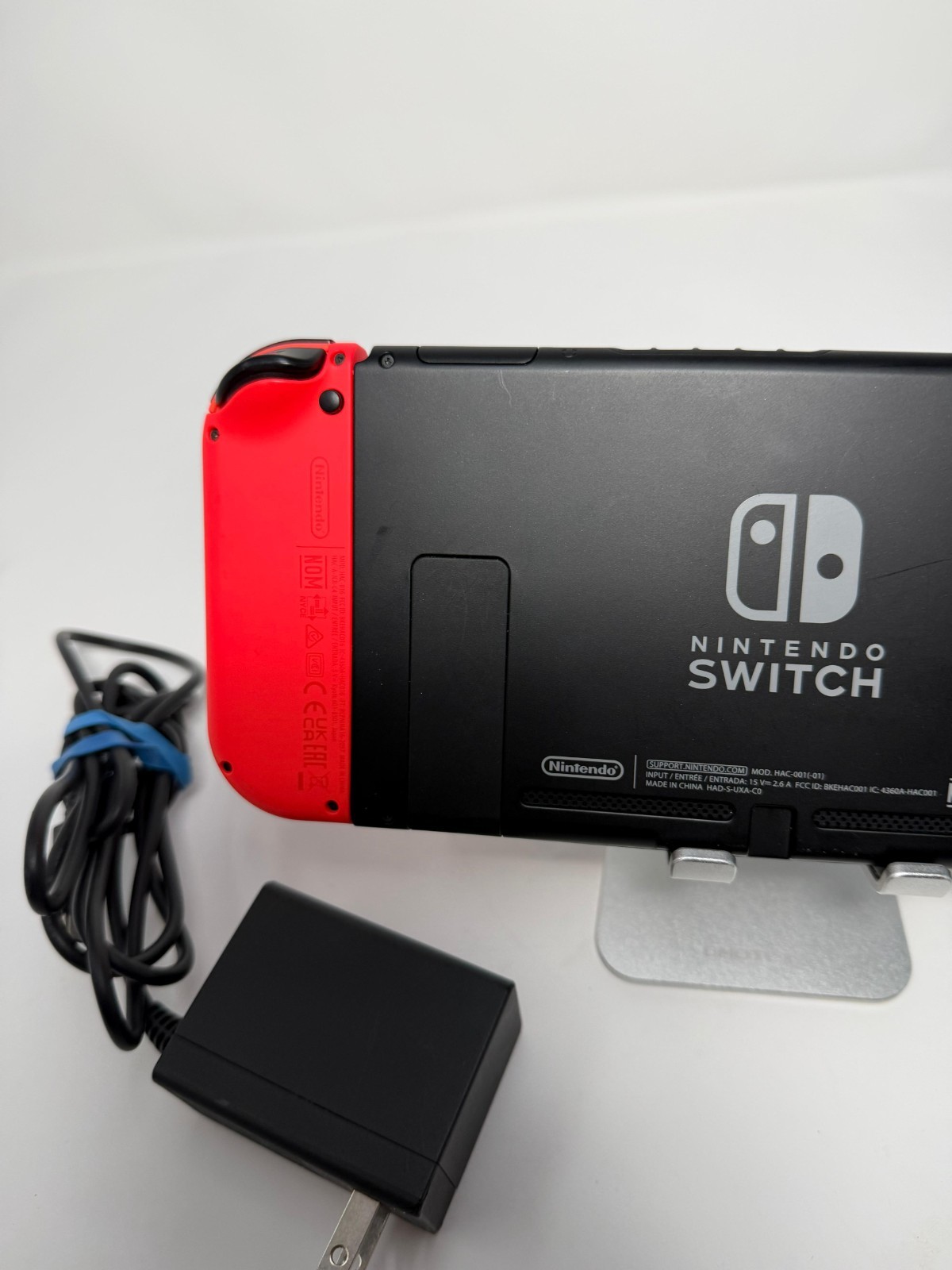 Nintendo Switch HAC-001(-01) Console 32GB with Charger – Good Working Condition
