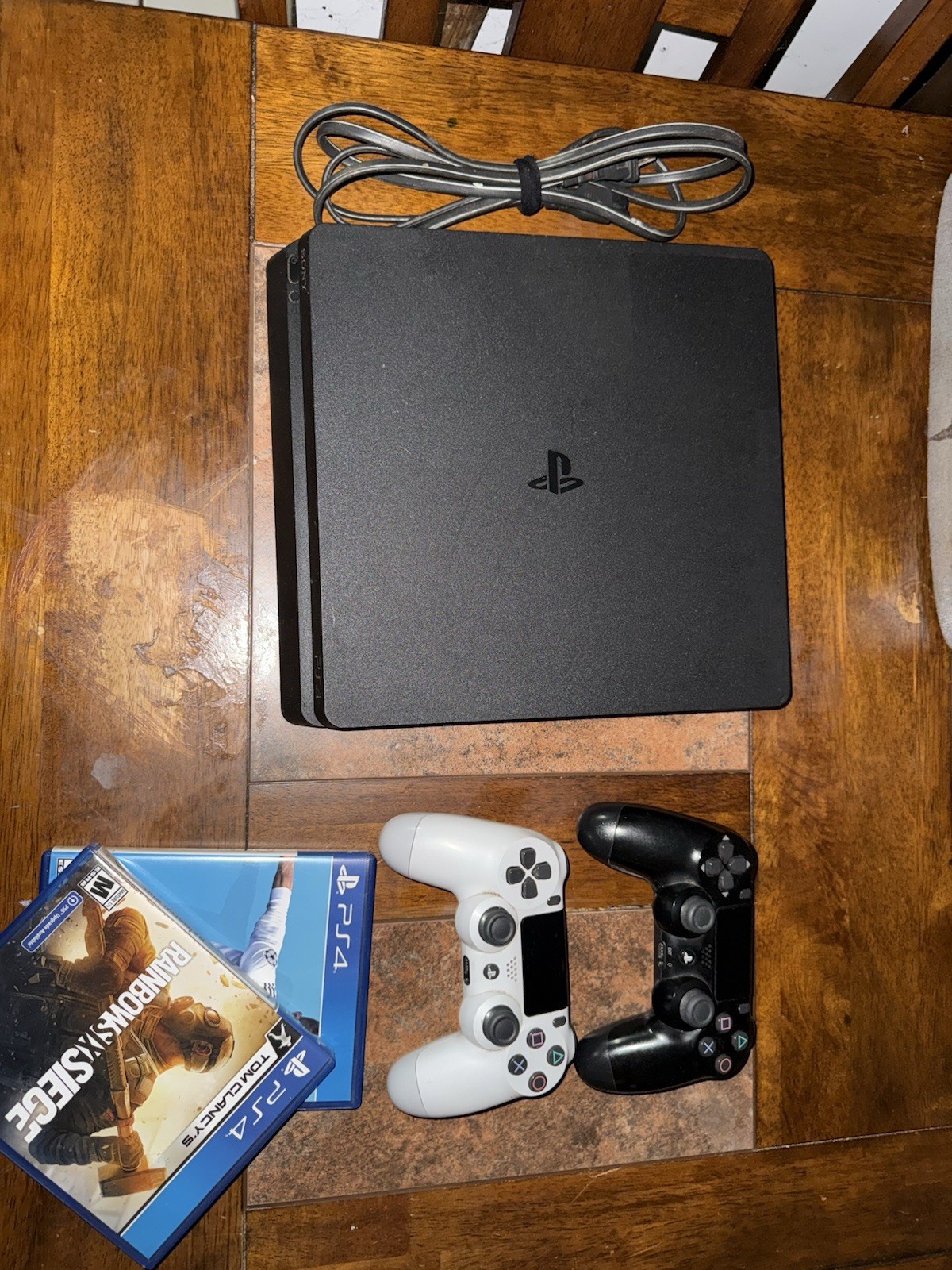 Sony PlayStation 4 Slim And 60hz monitor