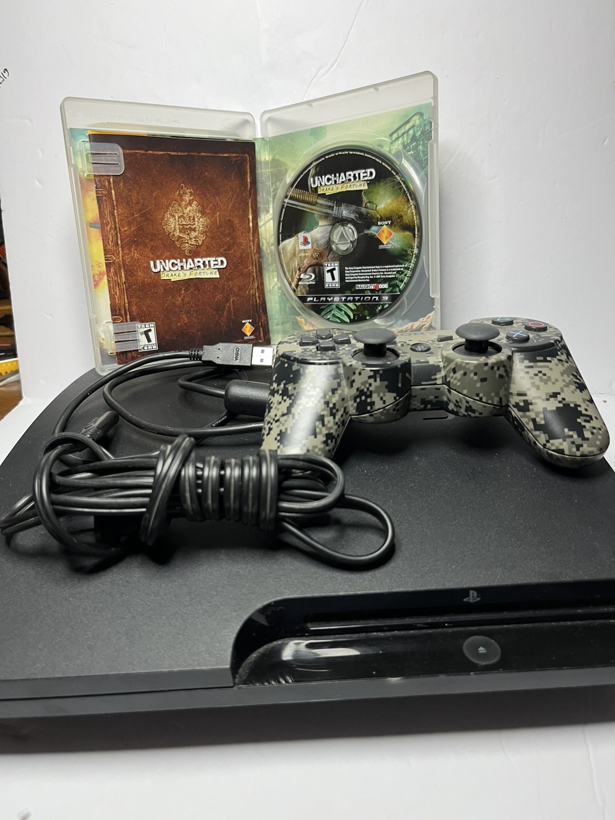 Sony PlayStation PS3 Slim Console CECH-3001A + Controller 150 GB And Game