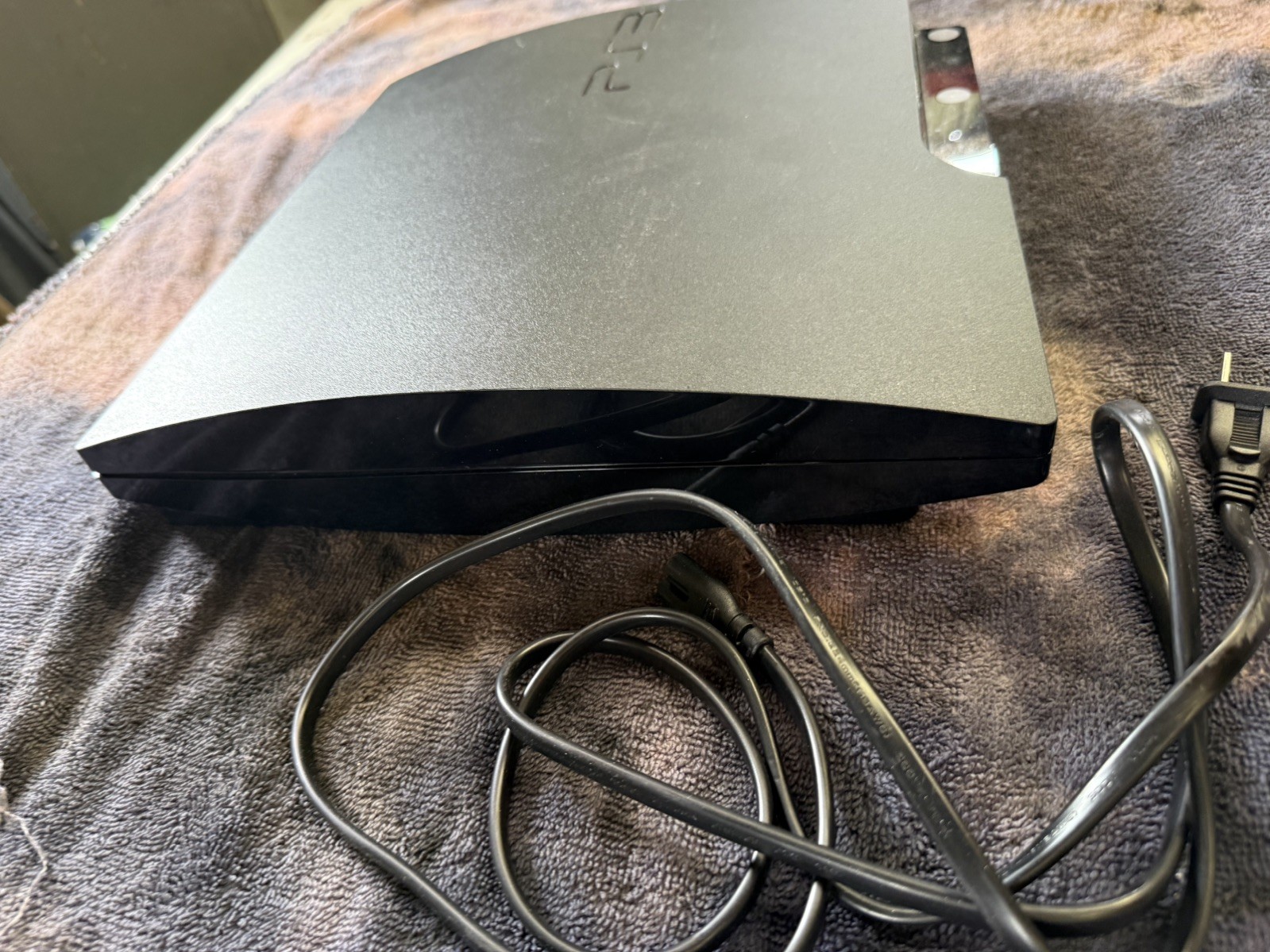 Sony PlayStation 3 Slim 320gb Console – Black