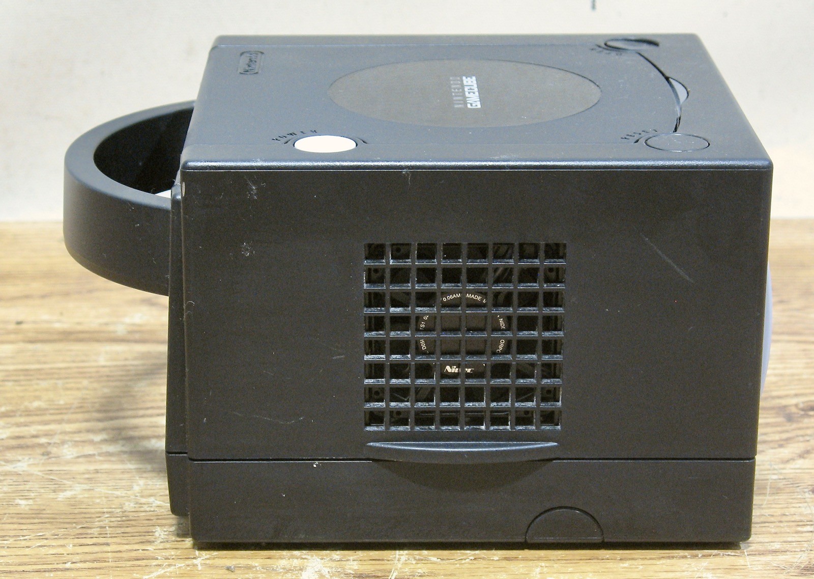 Nintendo GameCube w/Controller – Black – DOL-101 (USA)