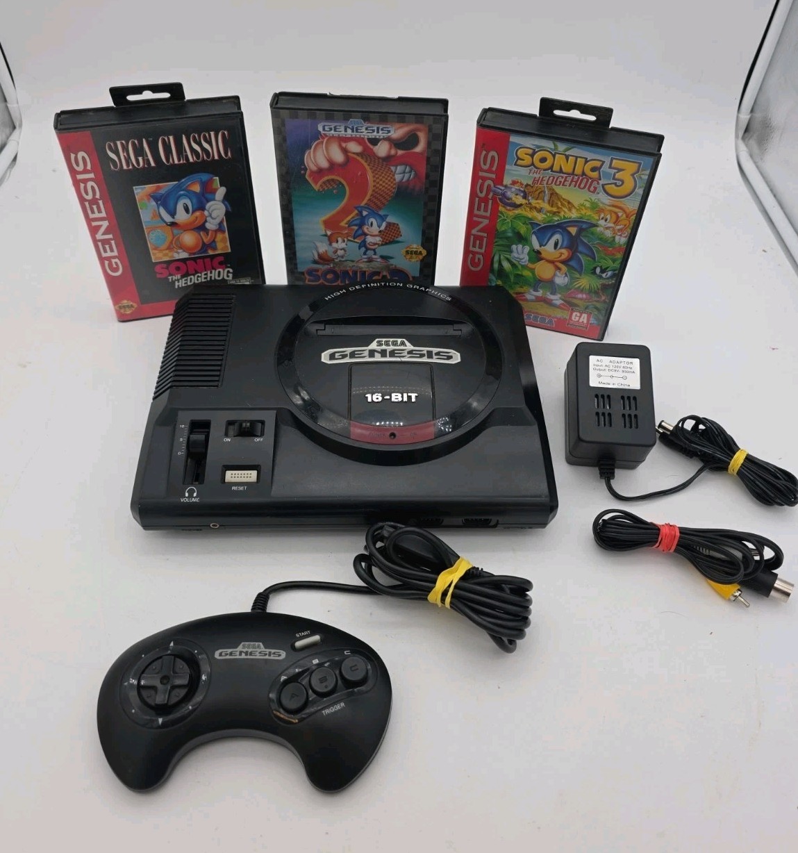 Sega Genesis Model 1 MK-1601 Bundle w/Controller + 3 Sonic Games – Tested