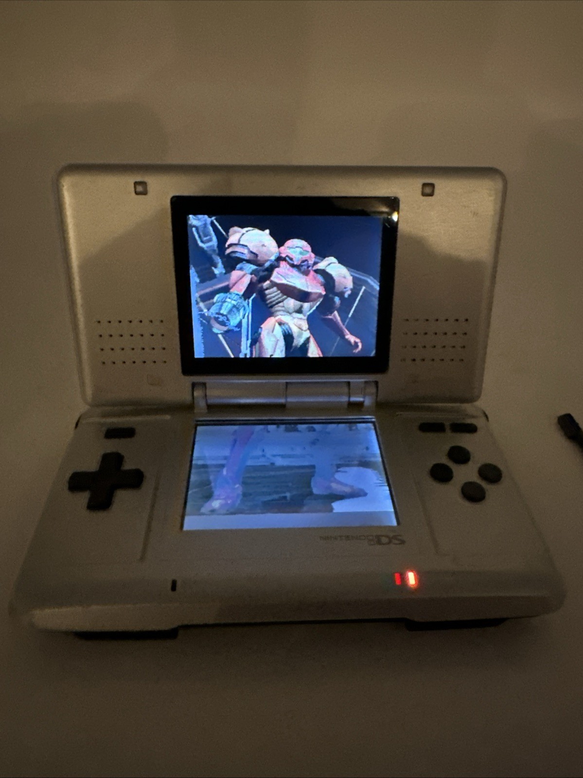 Nintendo DS Handheld System – Silver/ With Stylus- No Charger READ SEE PICS!!!