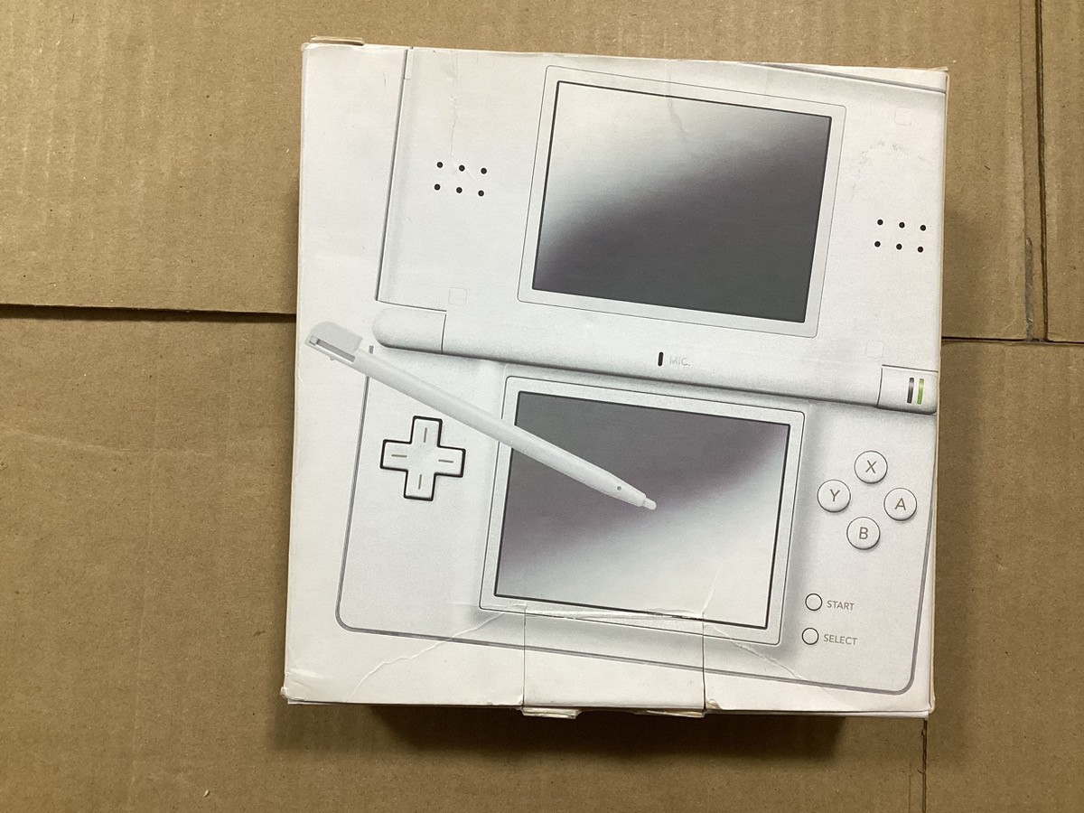 Nintendo DS Lite Crystal White USG-001 Japan ver. working