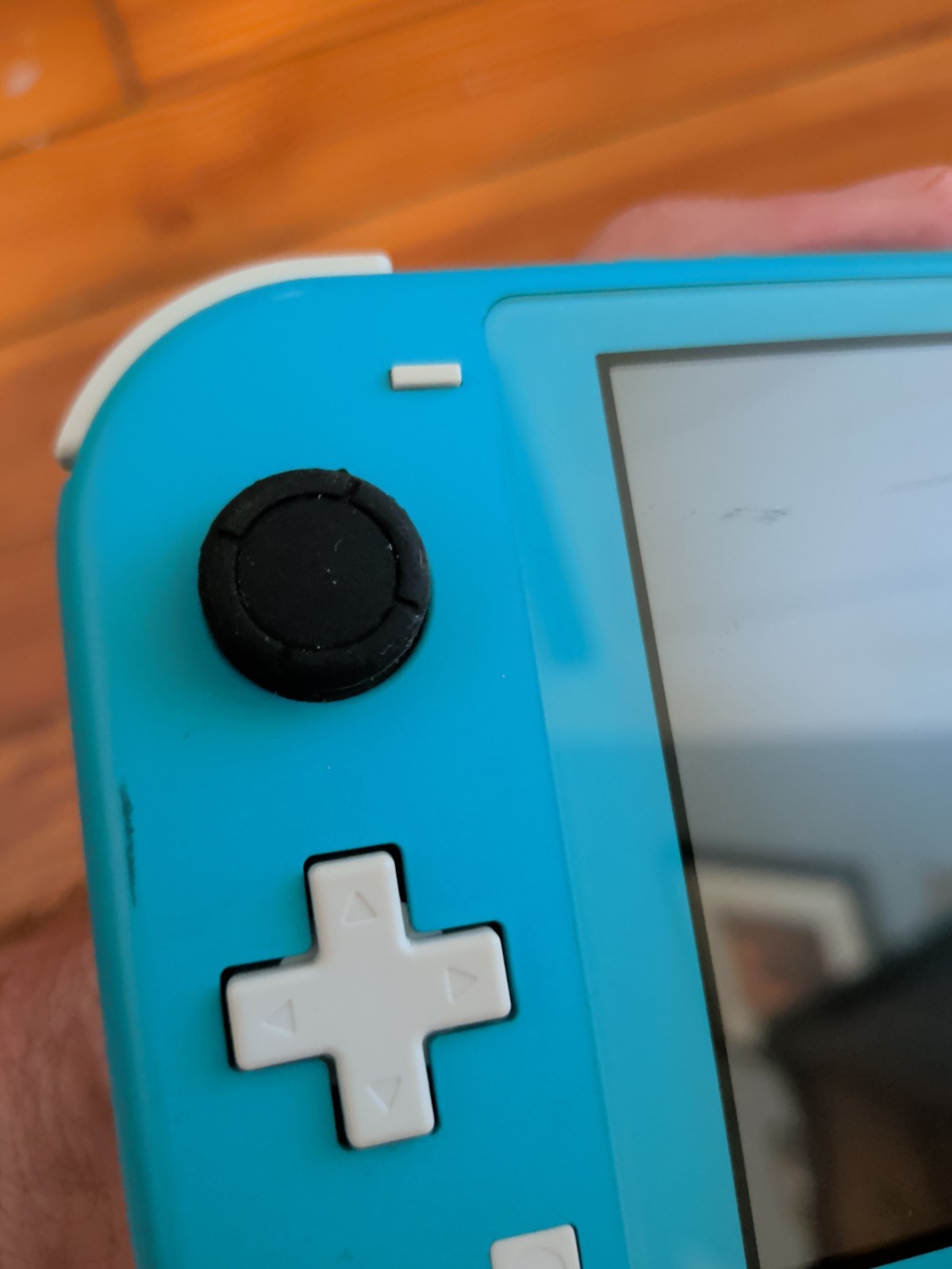 Nintendo Switch Lite Turquoise 32GB Console; Charger & Mario Odyssey Game – Fair