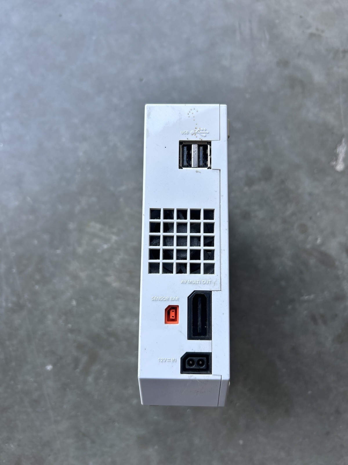 Nintendo RVL-101 Wii Console – White PLEASE READ DESCRIPTION BEFORE BUYING