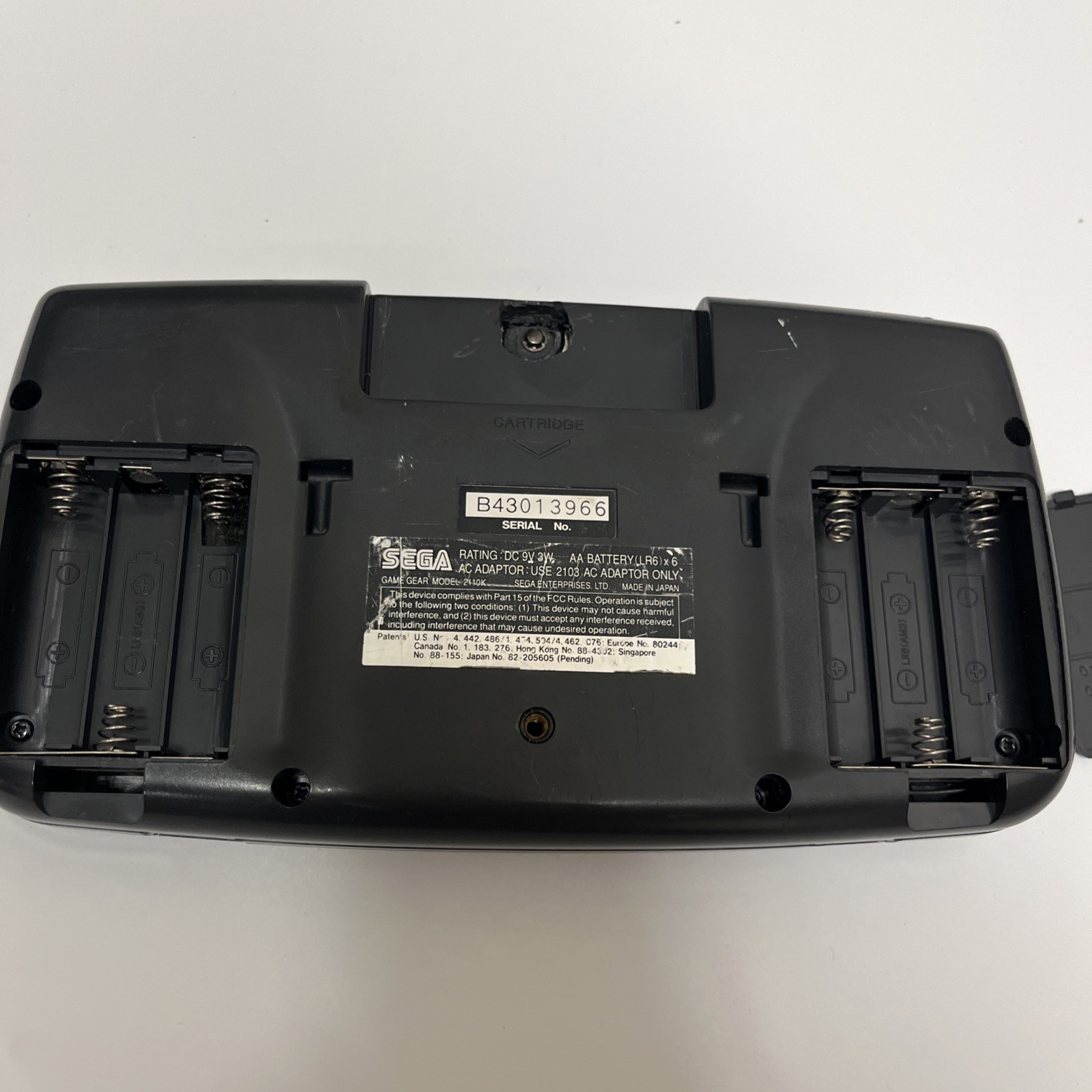 Sega Game Gear – Console for Parts or Repair, Does Not Power On – Model 2110K