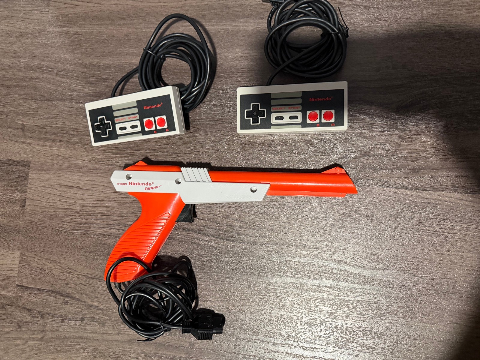 Original Nintendo NES Console, Recapped with Controllers and Zapper