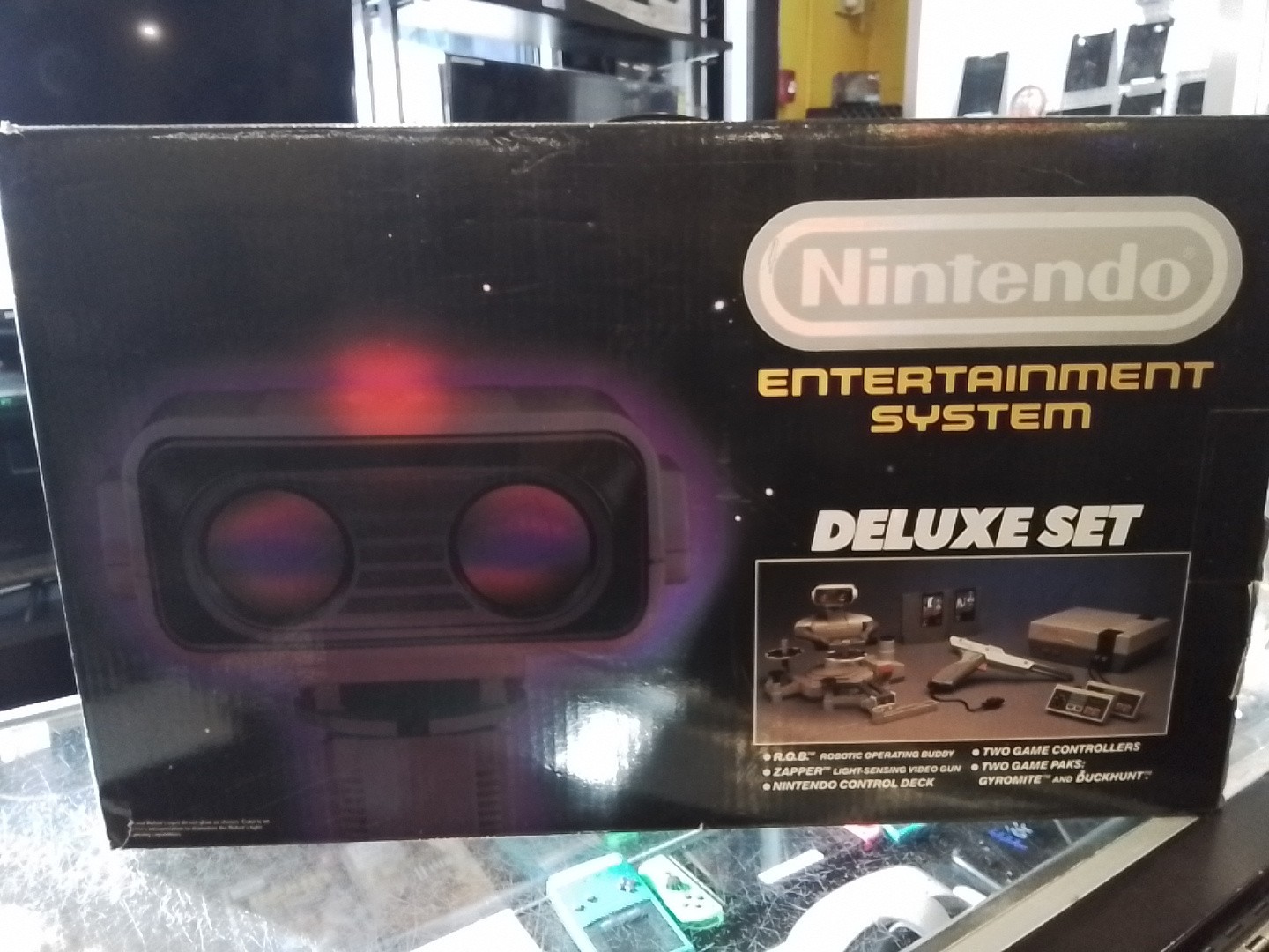Nintendo NES Deluxe Set in Box Rob The Robot R.O.B. Posters Manuals Games Workin