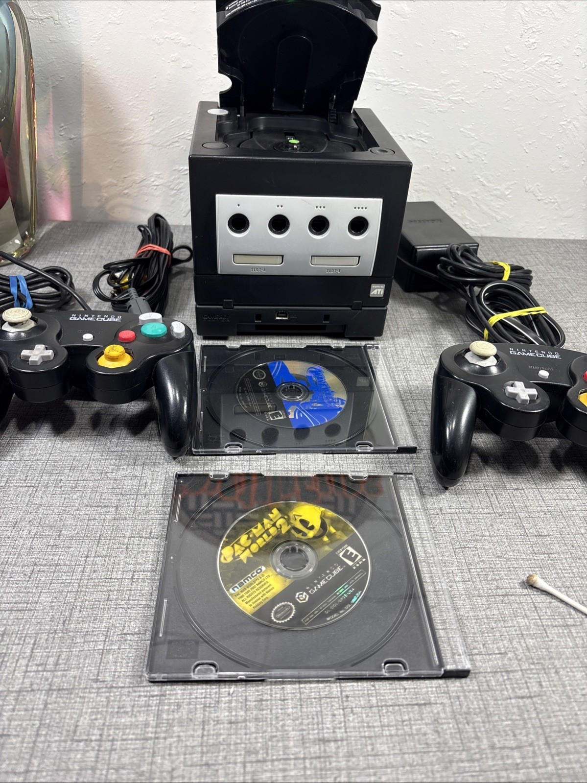Nintendo GameCube Bundle JETBLACK Console 2 Controllers + Official gameboyPlayer