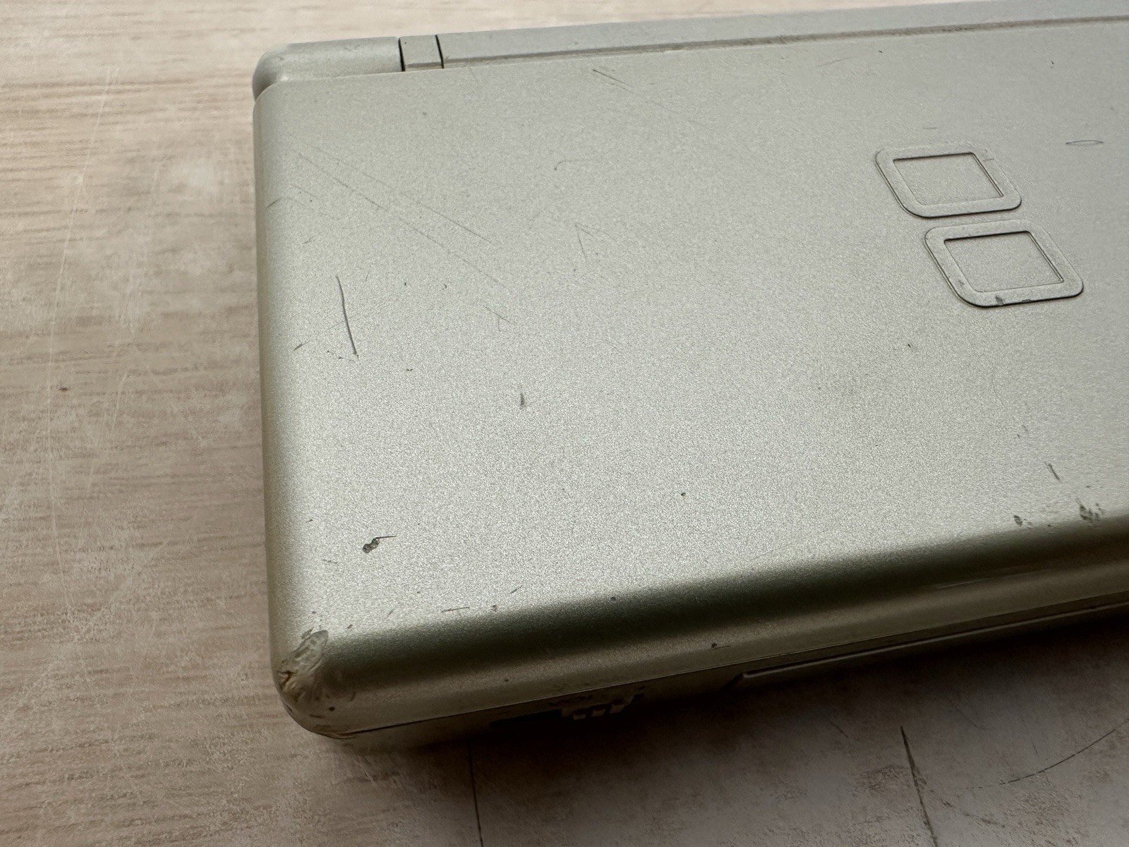 Nintendo DS Lite ZELDA TRIFORCE Handheld Console USG-001 w/ GBA Cover – WORKS!