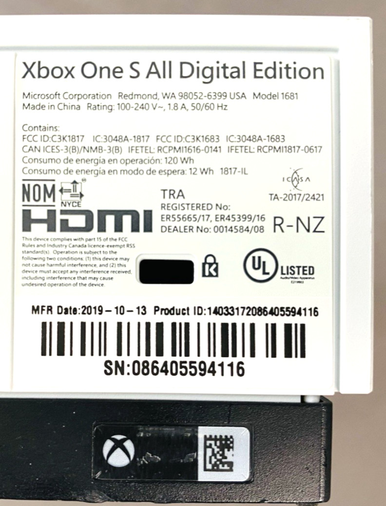 Microsoft Xbox One S 500GB – White Console 1681 All Digital Bundle – Tested.