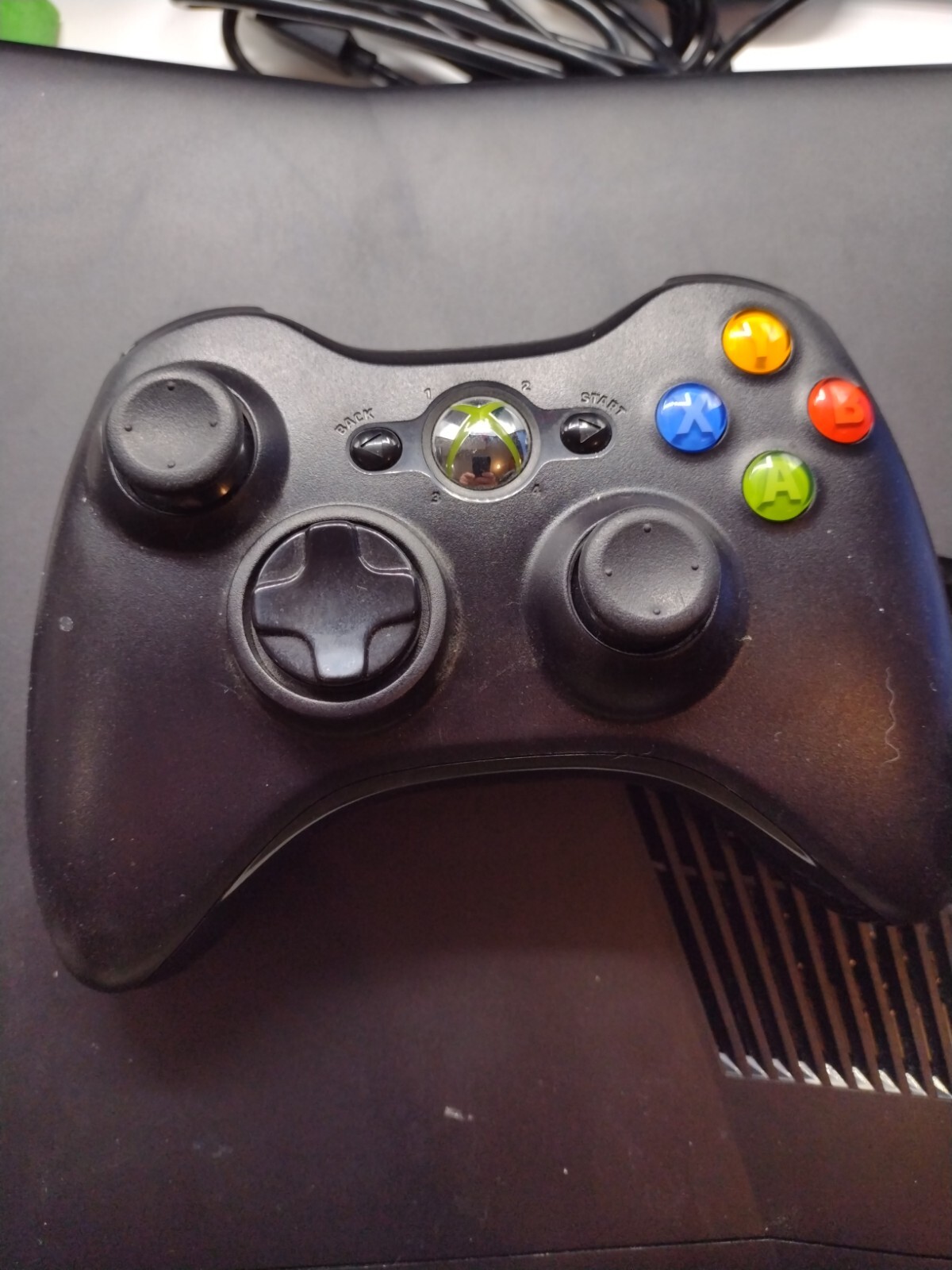 XBOX 360 S KINECT 4GB Sensor, Instructions No box one controller