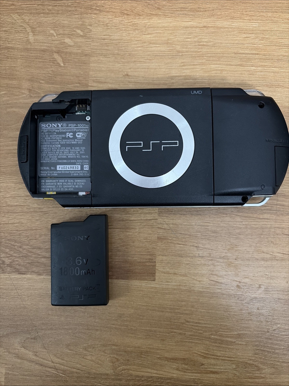 Sony PSP Go PSP-1001 PlayStation Portable – Black Working No Charger
