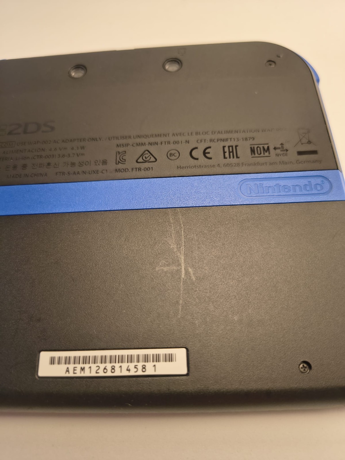 Nintendo 2DS FTR-001 Black & Blue Working & COMPLETE 4GB SD Great Condition