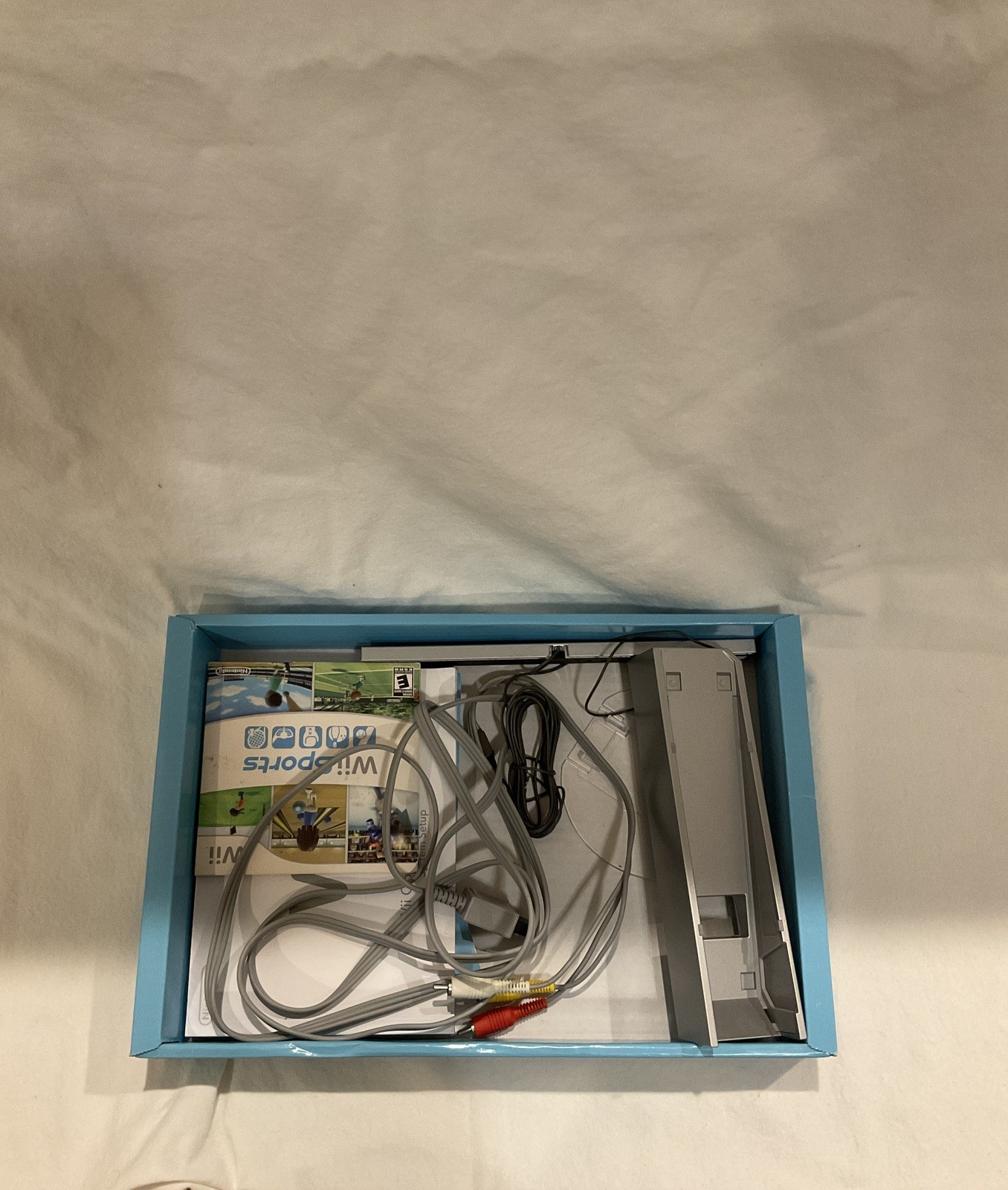 Nintendo Wii Console System – Complete in Box – 1 Remote, Wii Sports*
