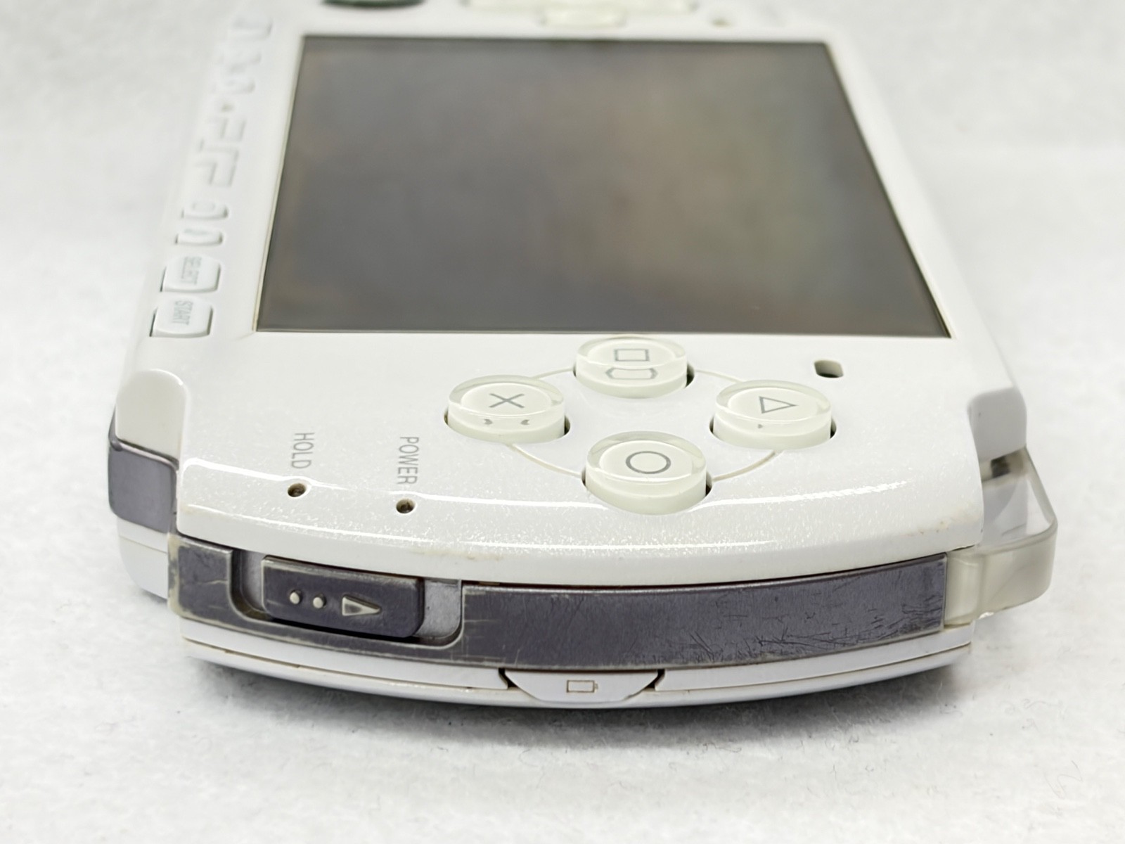 TESTED SONY PSP 3000 SILVER Console + Charger + battery + 3 game Region free 4GB