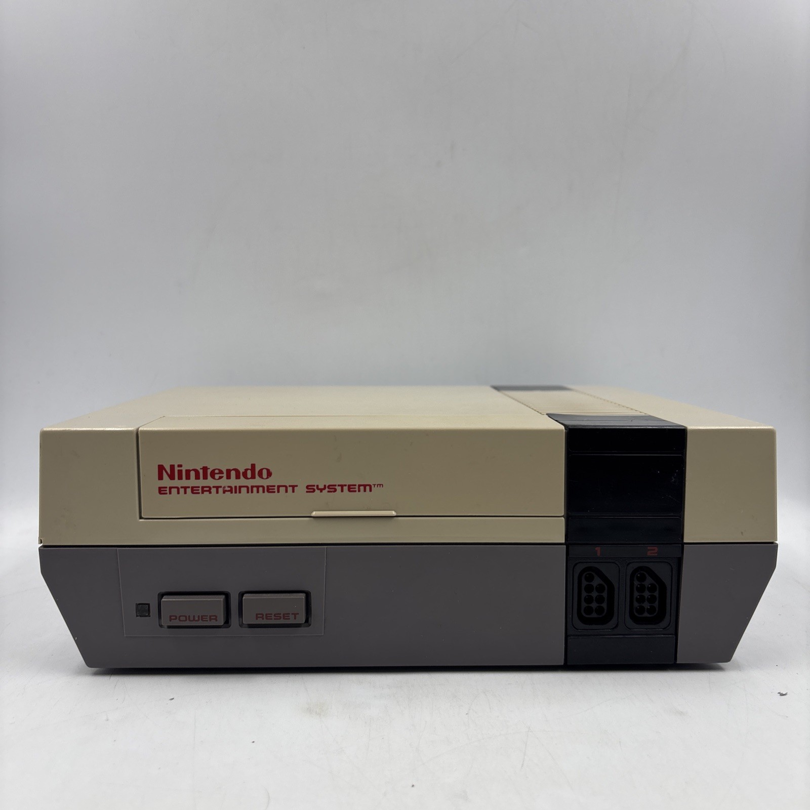 NES-001 Original Nintendo Console Bundle Controller, Gun & Mario/Duck Hunt Game