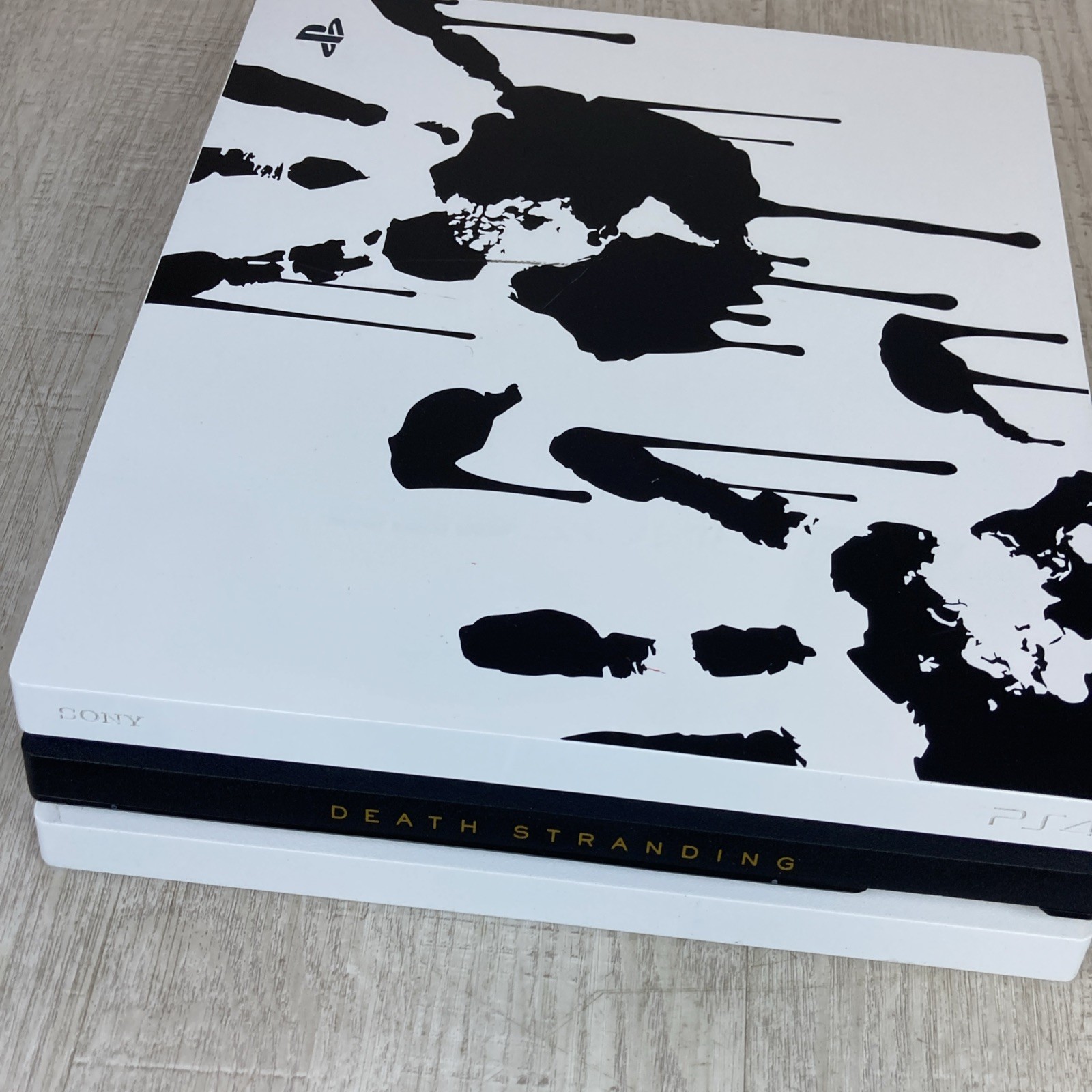 PlayStation 4 Pro 1TB Console Death Stranding Edition Console only