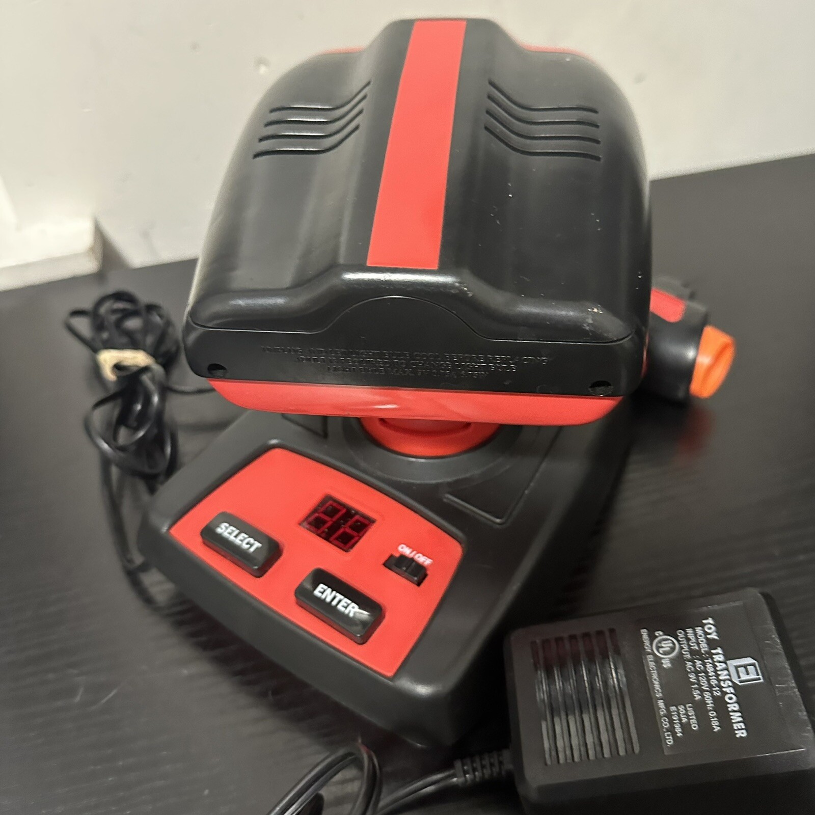 Super Skeet Arcade 2 – PARTS ONLY – With Power Cord & Gun Projector Shooting