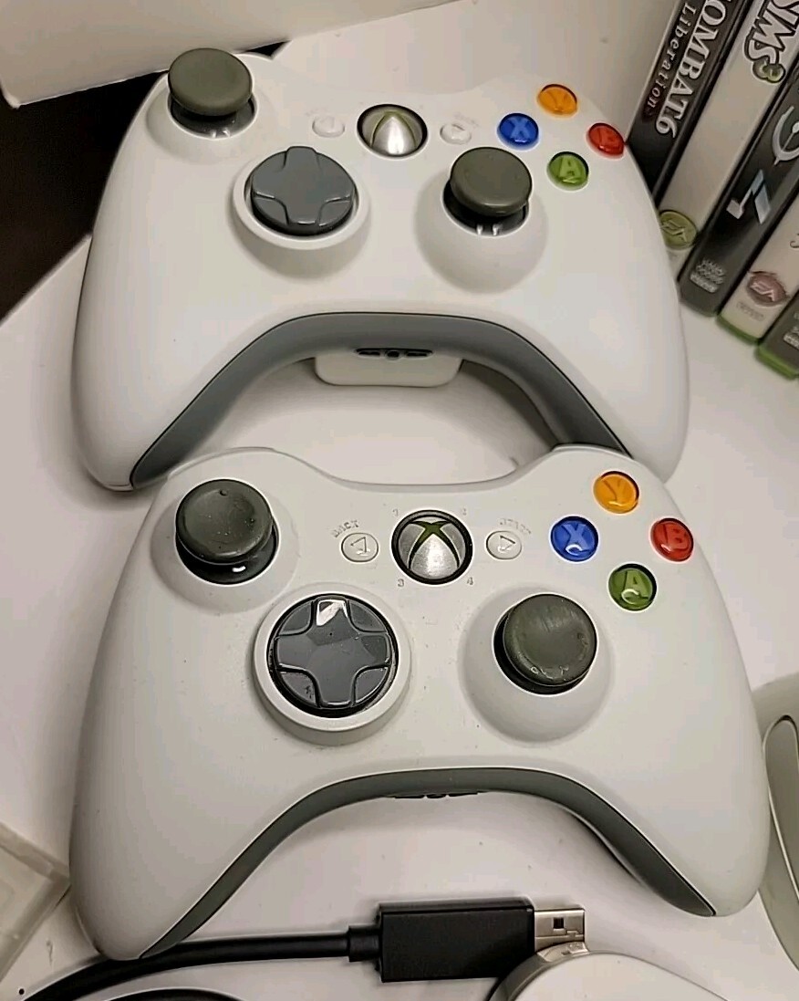 Microsoft Xbox 360 60GB HD Console, 2 Controllers & 8 Games + More.
