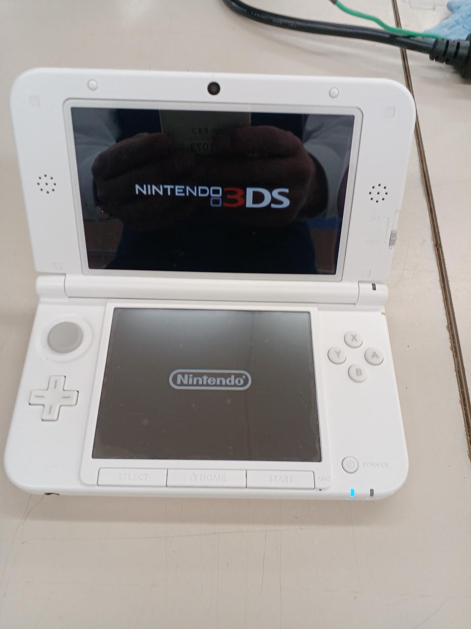 NINTENDO SPR-001 3DSLL