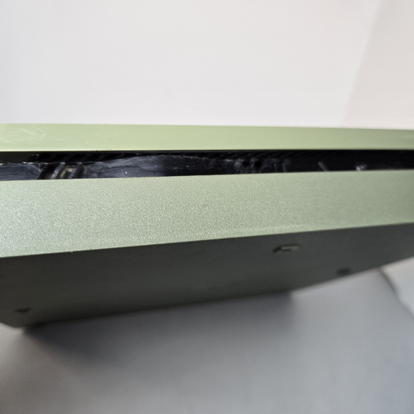 PS4 Slim Call of Duty: WWII Limited Edition 1TB Green Camouflage – Console Only