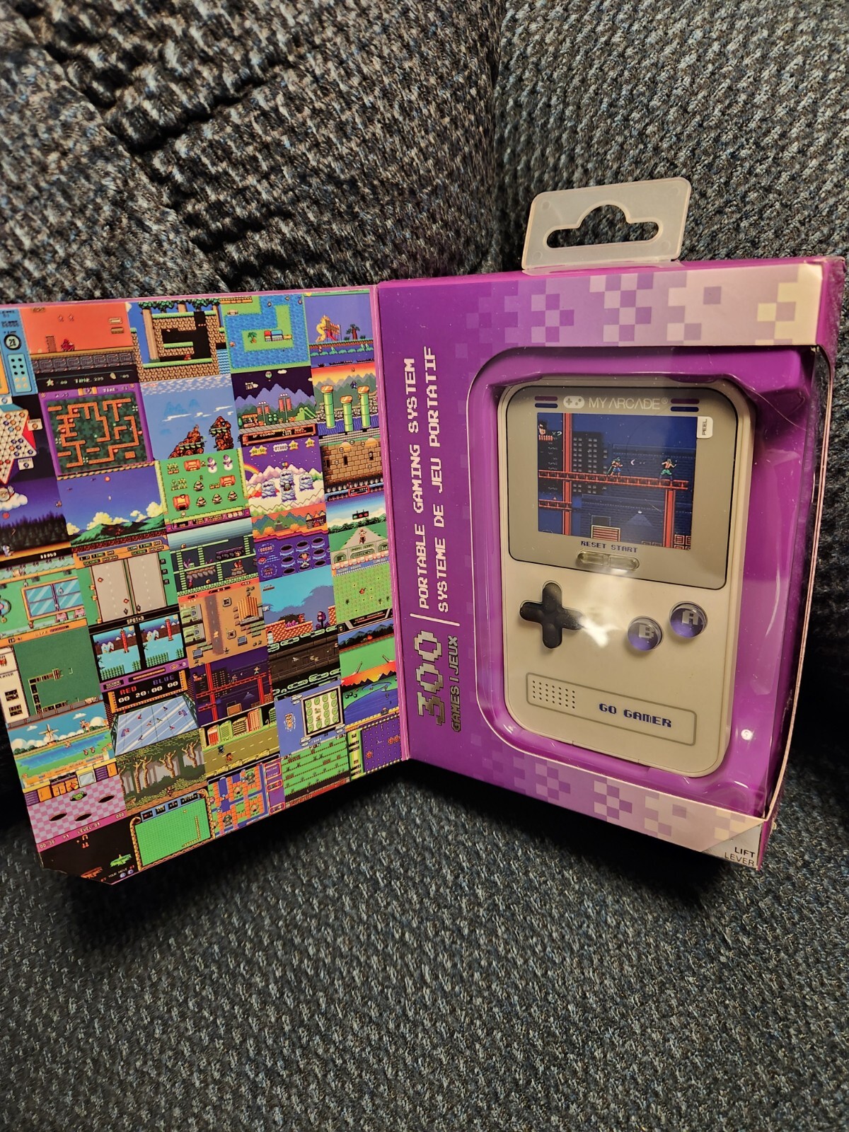My Arcade Go Gamer Classic Handheld Game Player 300 Retro Color Games, new