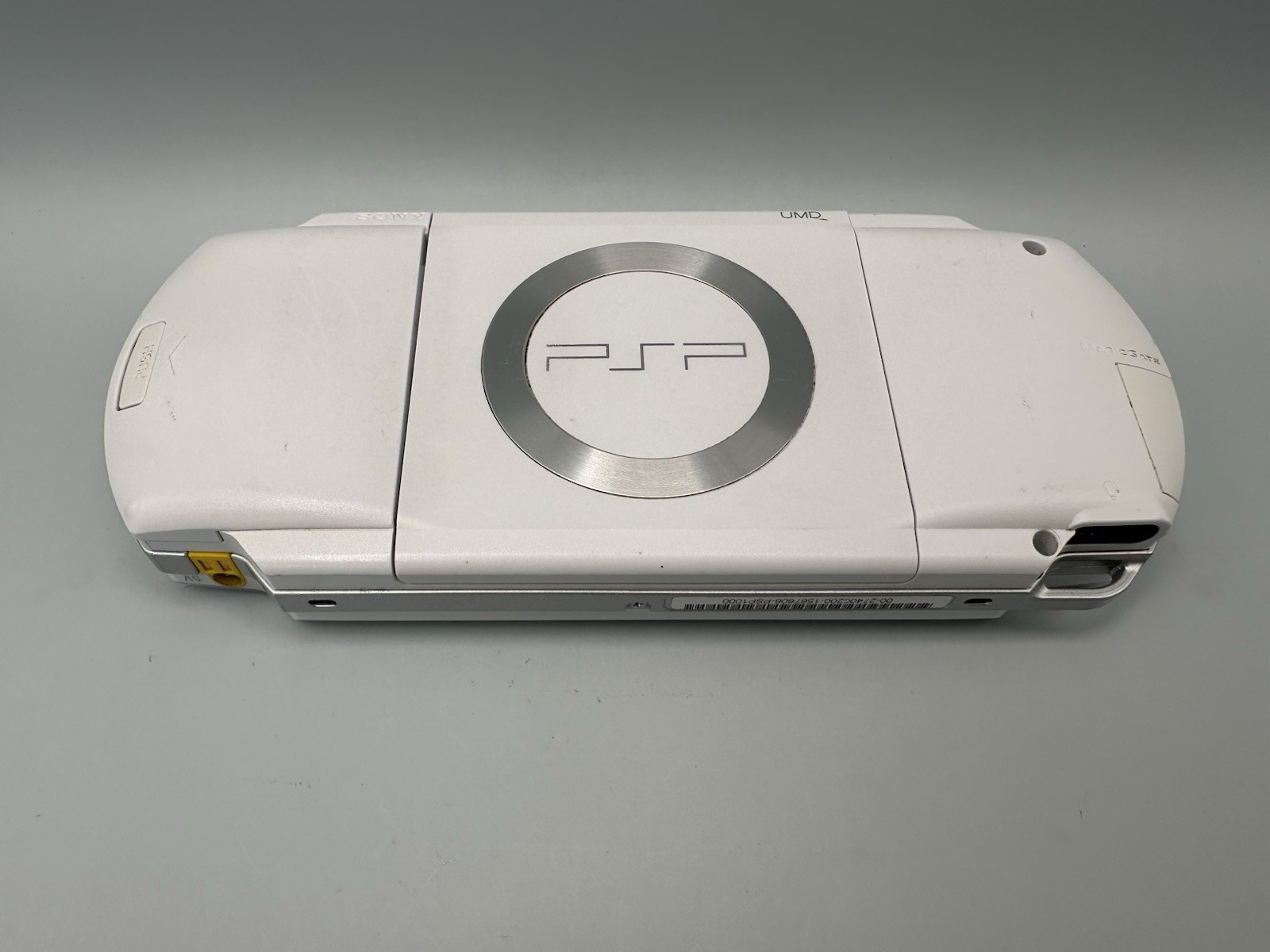 Sony PSP 1000 Ceramic White Console Region Free JP + new battery, charger