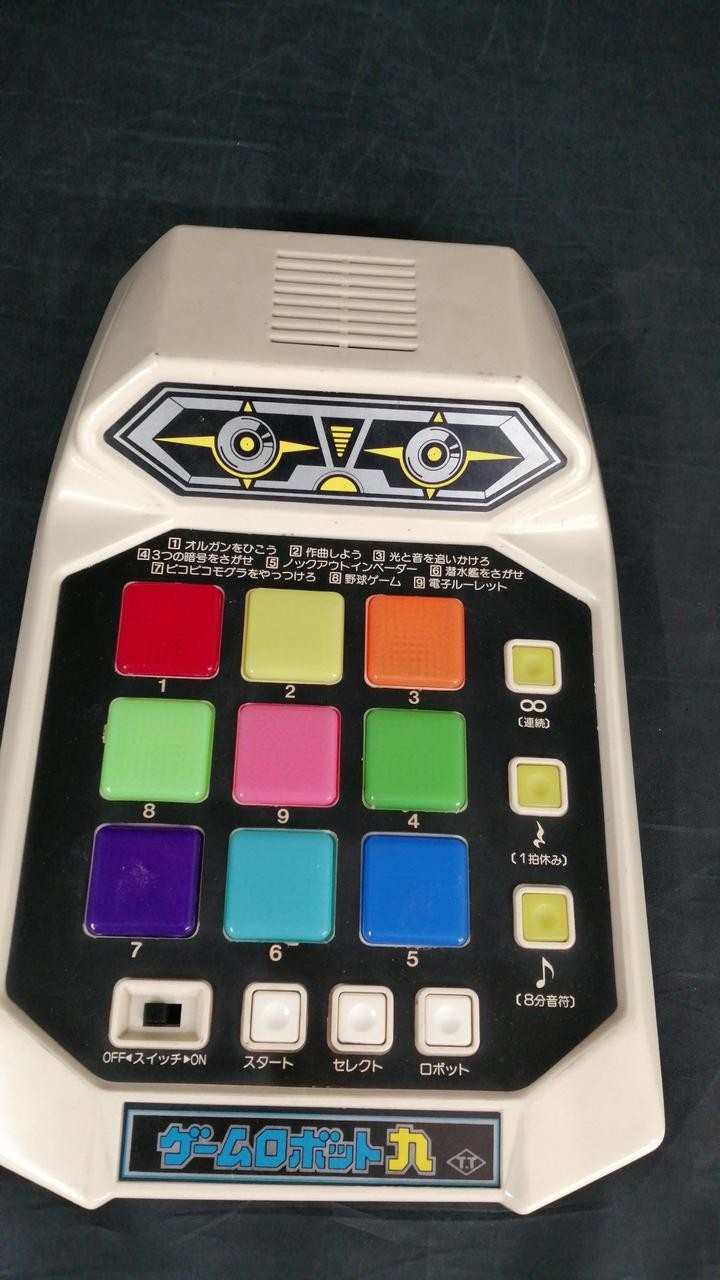 Game Console Model Game Robot Nine Takayoku Toys