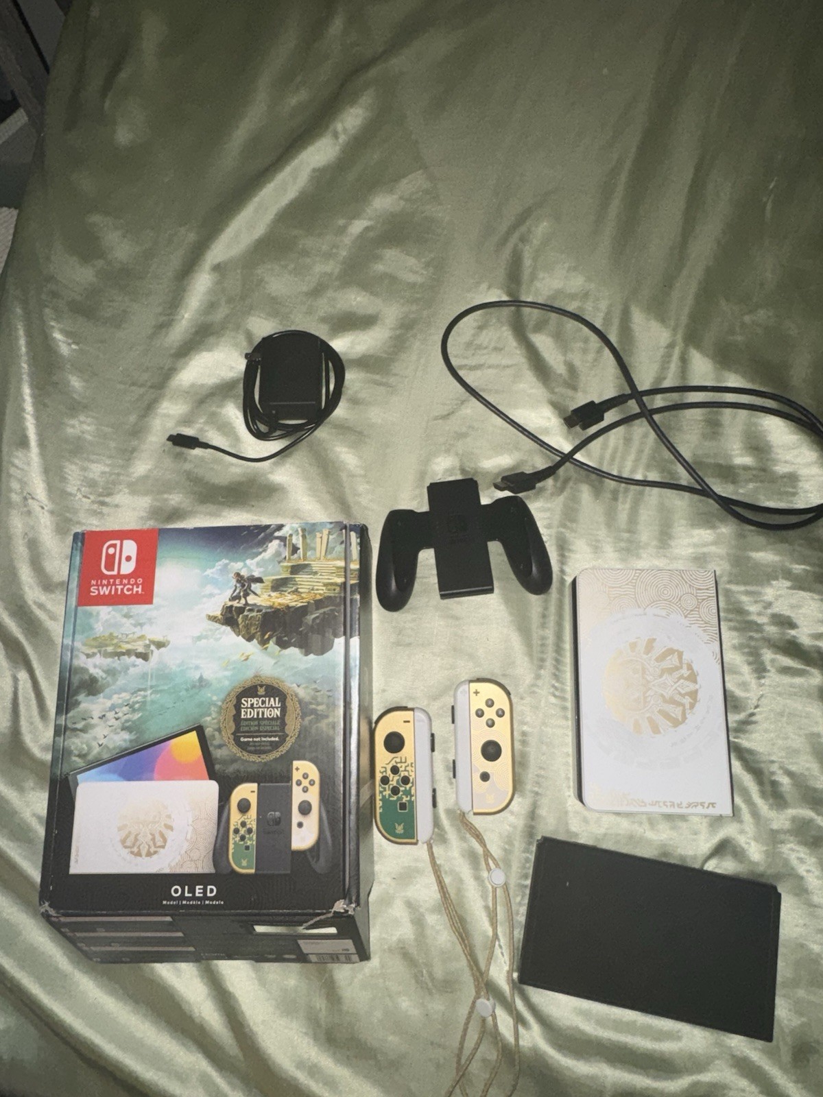 Limited Edition Tears of the Kingdom Nintendo Switch OLED Model 64GB. USED