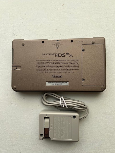 Nintendo DSi XL Console – Bronze Brown – Custom New Shell – With Charger