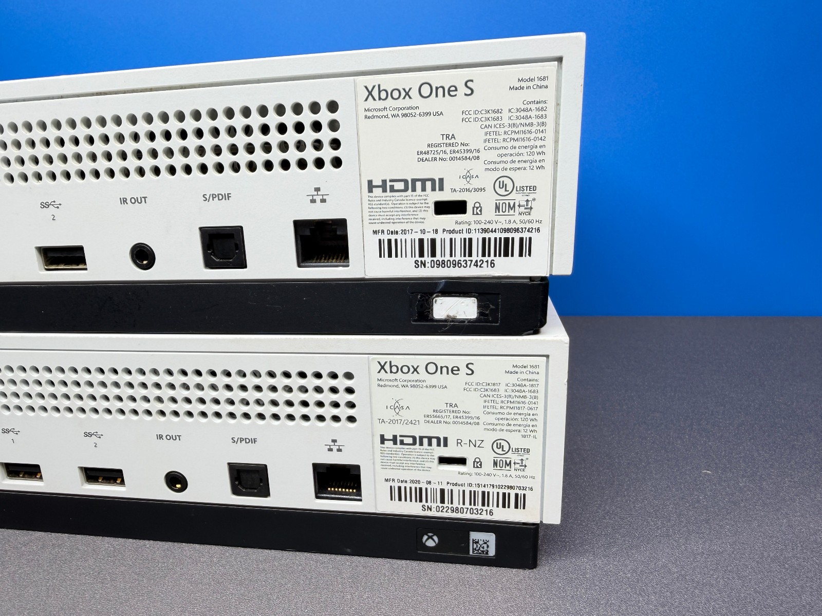 XBOX ONE S MODEL 1681 LOT OF 2 SYSTEMS CONSOLES BROKEN DEFECTIVE PARTS REPAIR