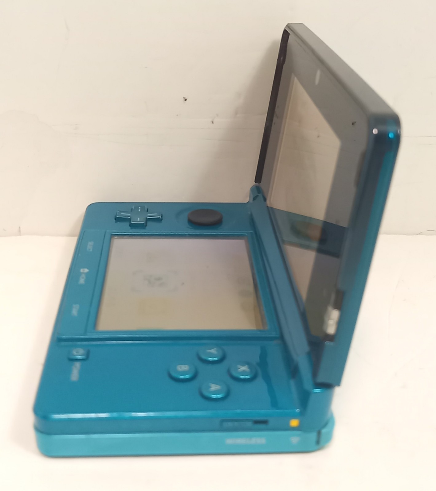 Nintendo 3DS Game Console Aqua Blue color W/ Charger Box Instruction SD card