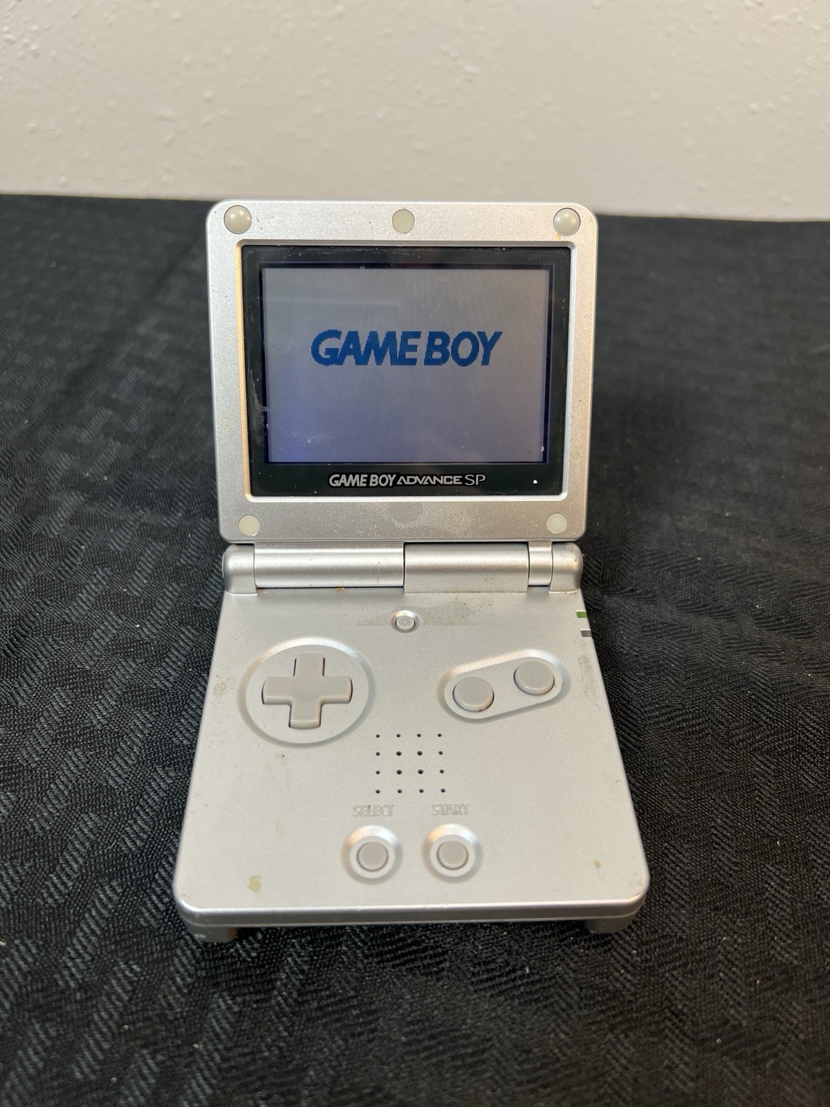 Nintendo Game Boy Advance SP Silver Console with Headphone Jack -No Battery READ