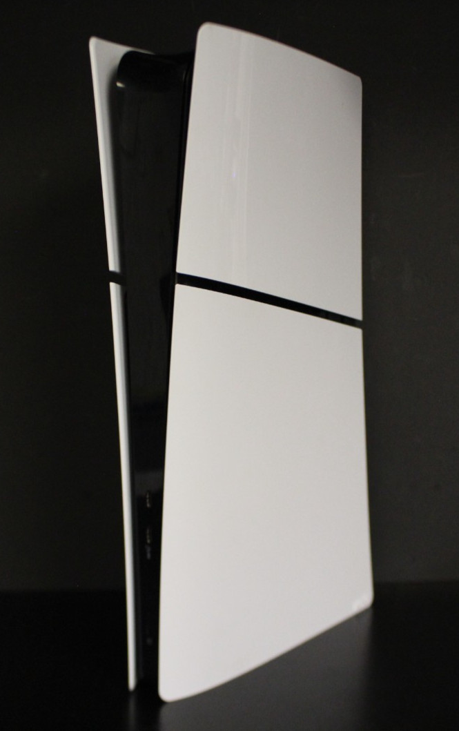 (RI2) Sony PS5 Slim Digital Edition Gaming Console 1TB White CFI-2015