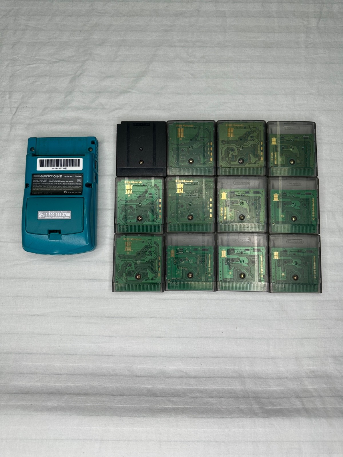 Authentic Teal GBC Console – Deep Cleaned & Recapped – 12 Games