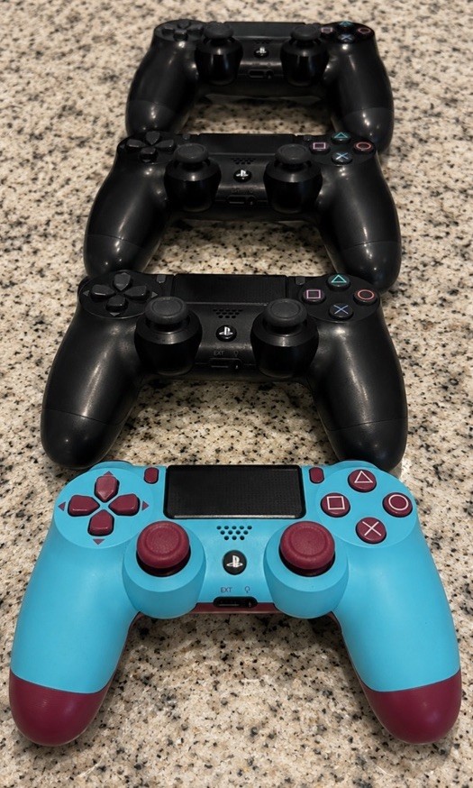Sony PS4 Console Bundle 4 Controllers 13 Games DualShock 4 Tested Ready to Play
