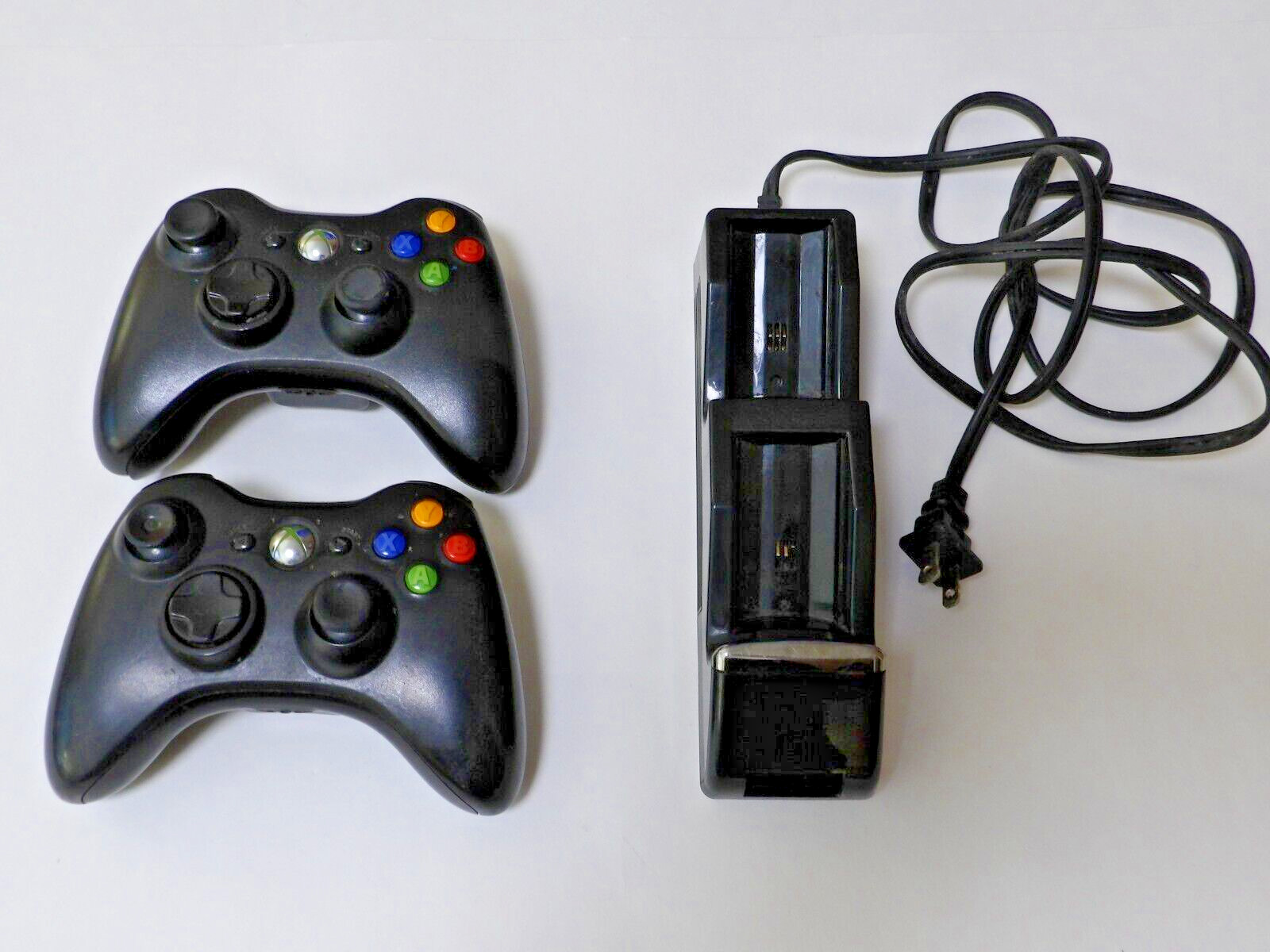 Xbox 360 S Console w/ Cords, Kinect, Controllers, 12 Games READ DESC!