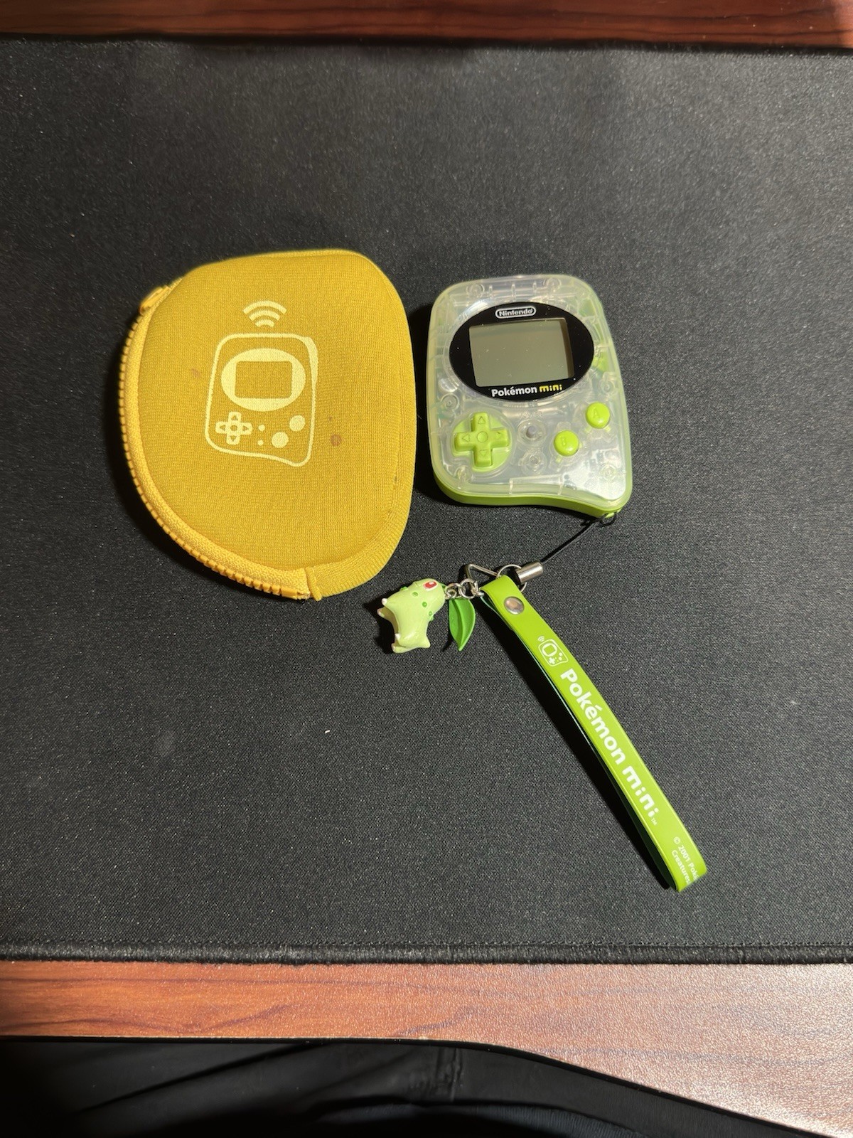 Pokémon Mini Console MIN-001 Chikorita Green W/ 2 Games, Soft case, Charm – US