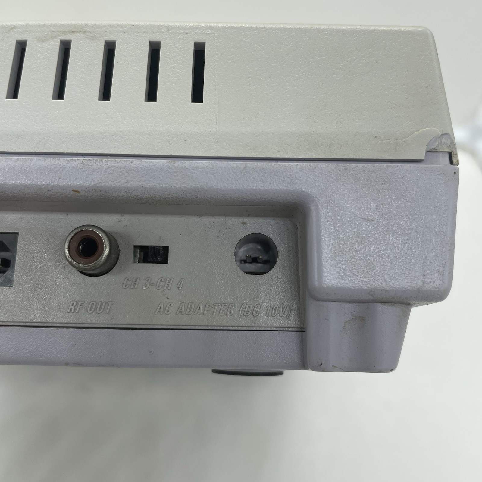 Super NES Control Deck SNS-001 Only FOR PARTS OR REPAIR POWER PLUG BROKE SEE