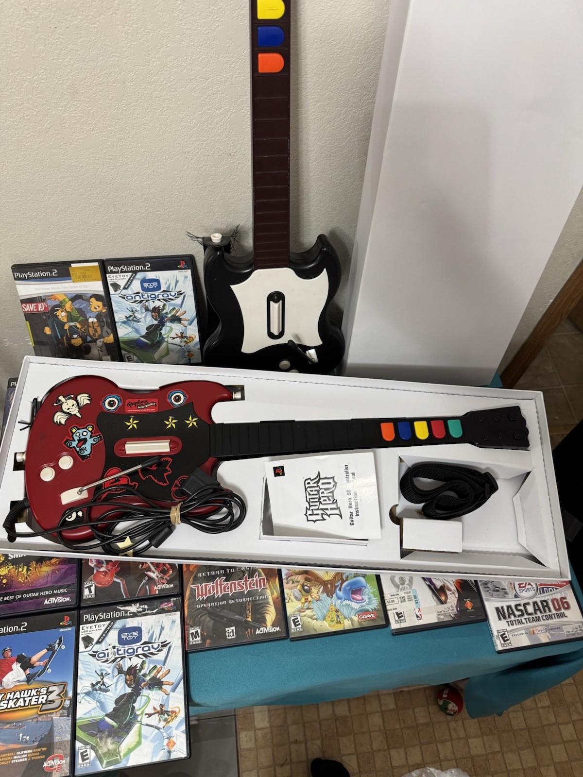 Sony PS2 Bundle Guitar Hero Set 2 Guitars Box 12 Games Controllers Tested