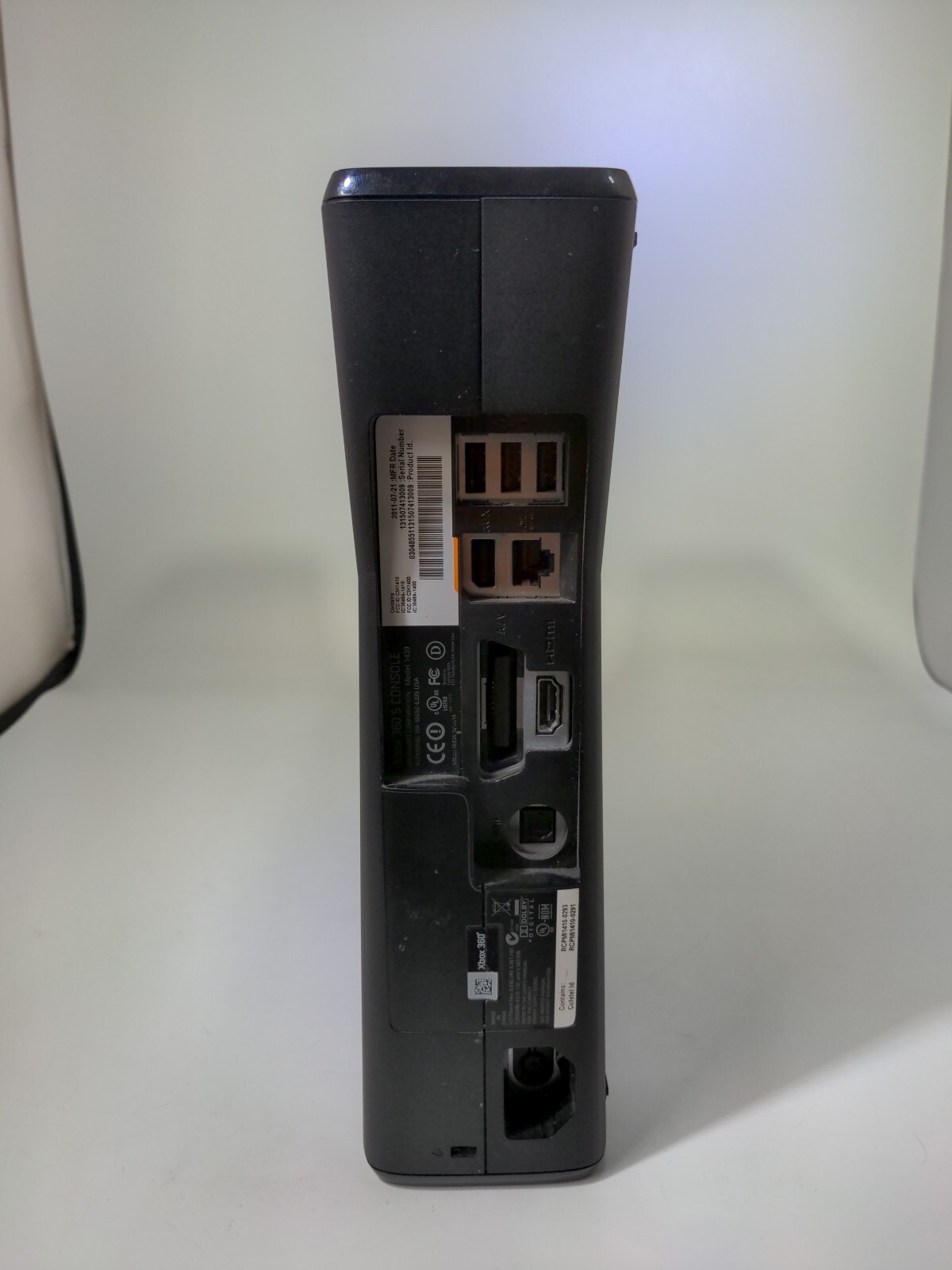 Xbox 360 S Slim 4GB Console Bundle Controller Lot Of 5 Games #ML