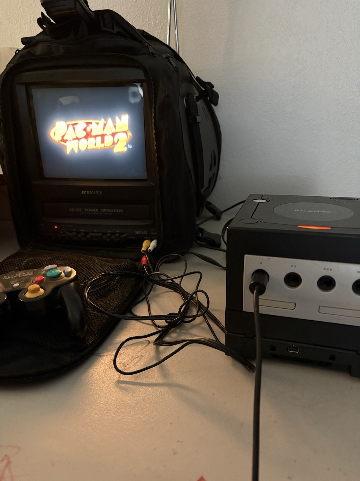 Nintendo GameCube Bundle JETBLACK Console 2 Controllers + Official gameboyPlayer