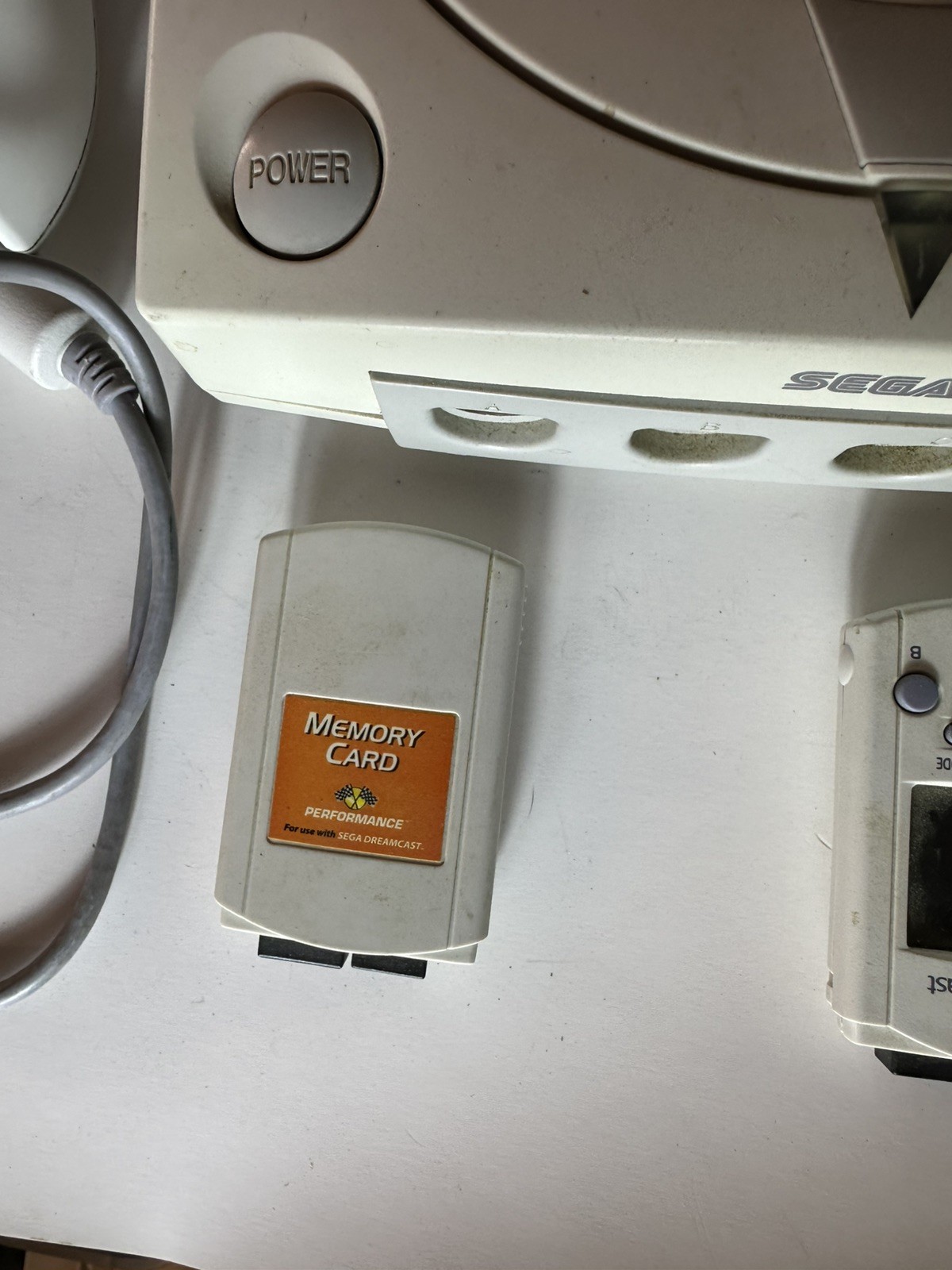 Sega Dreamcast HKT-3020 With Controller, Memory Card And Cable