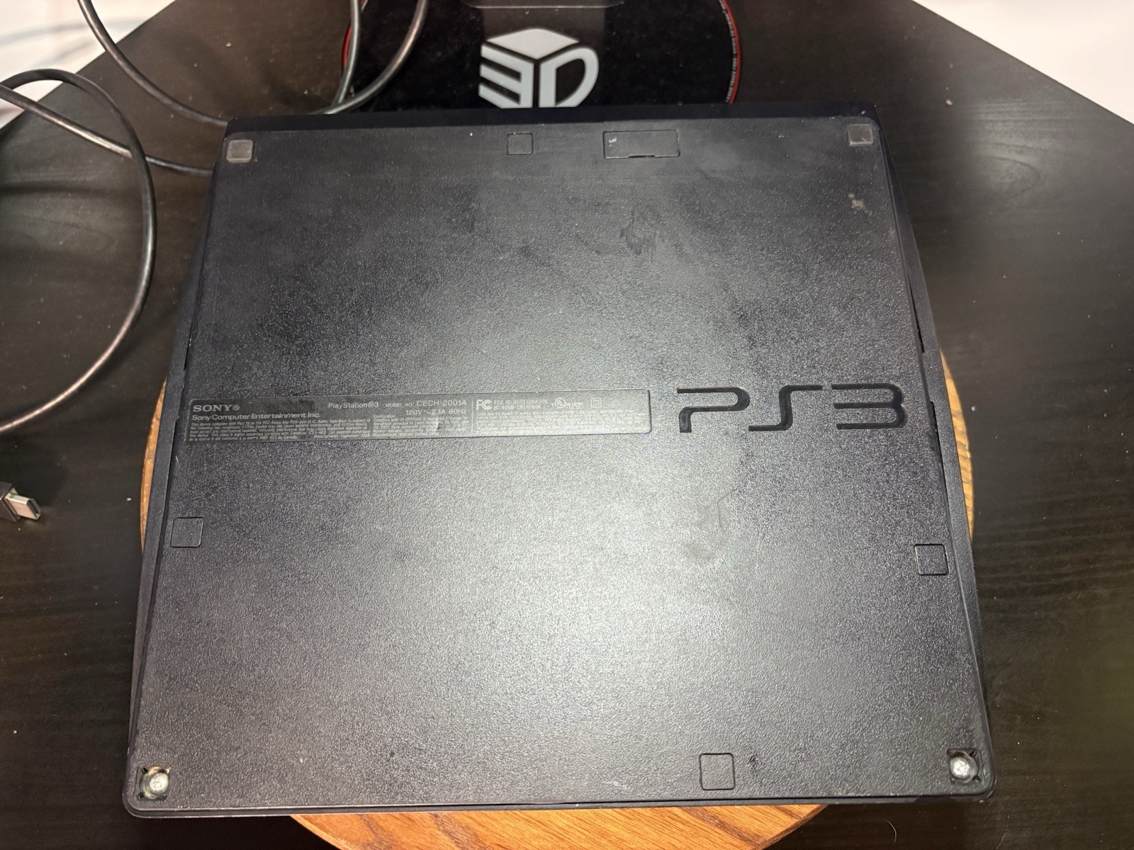 PlayStation 3 (PS3) Slim 120GB (AS IS/ FOR PARTS OR REPAIR) Freezes Up (No Cords