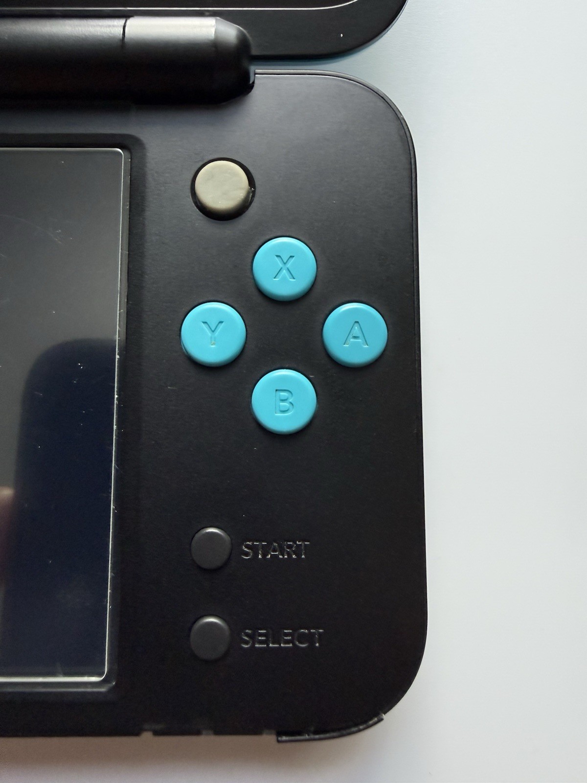 Nintendo 2DS XL LL Black x Turquoise English Region Free 64GB Charger