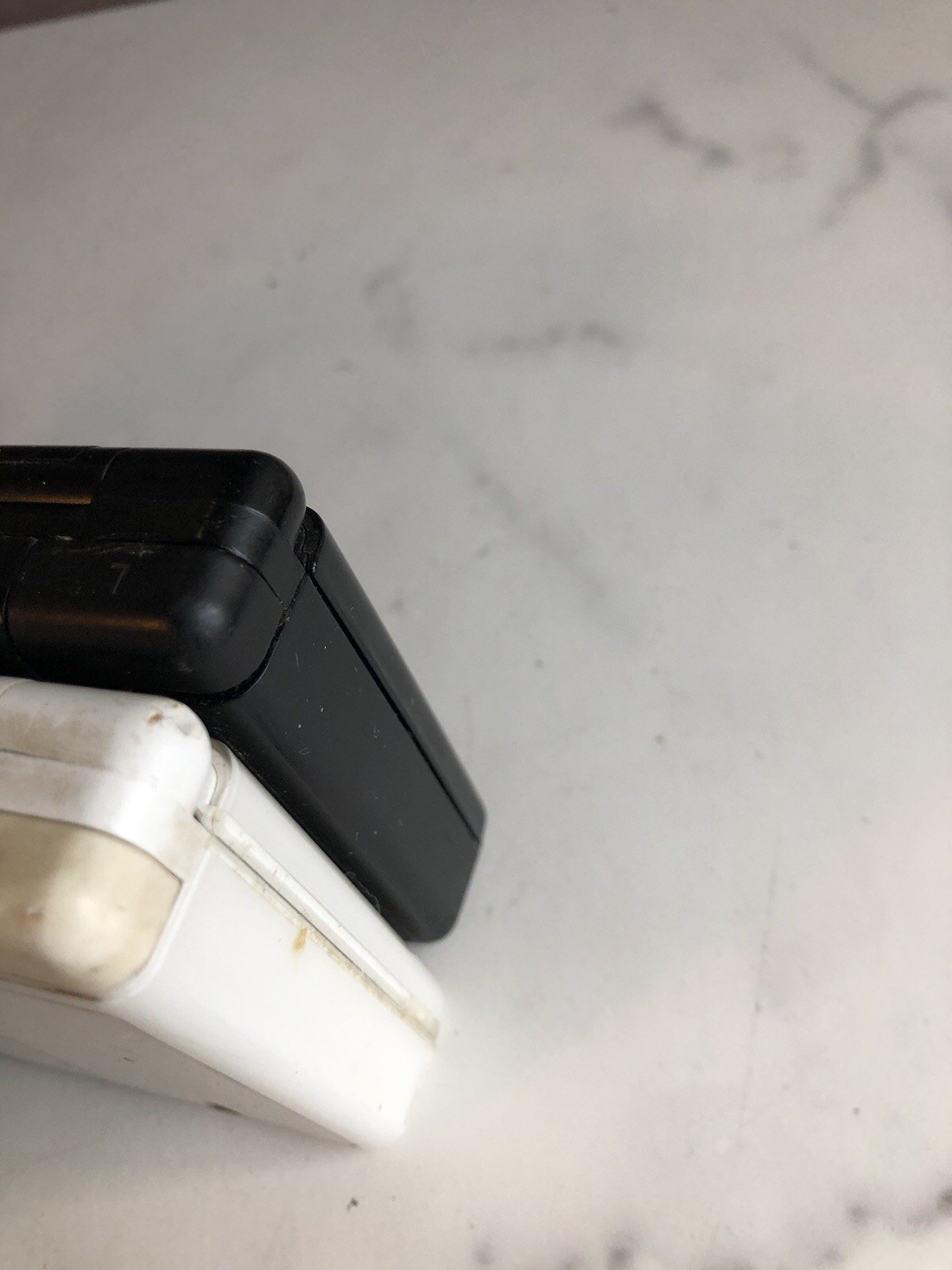 For parts Not Working 2 Nintendo DS Lite Handheld Consoles ONLY