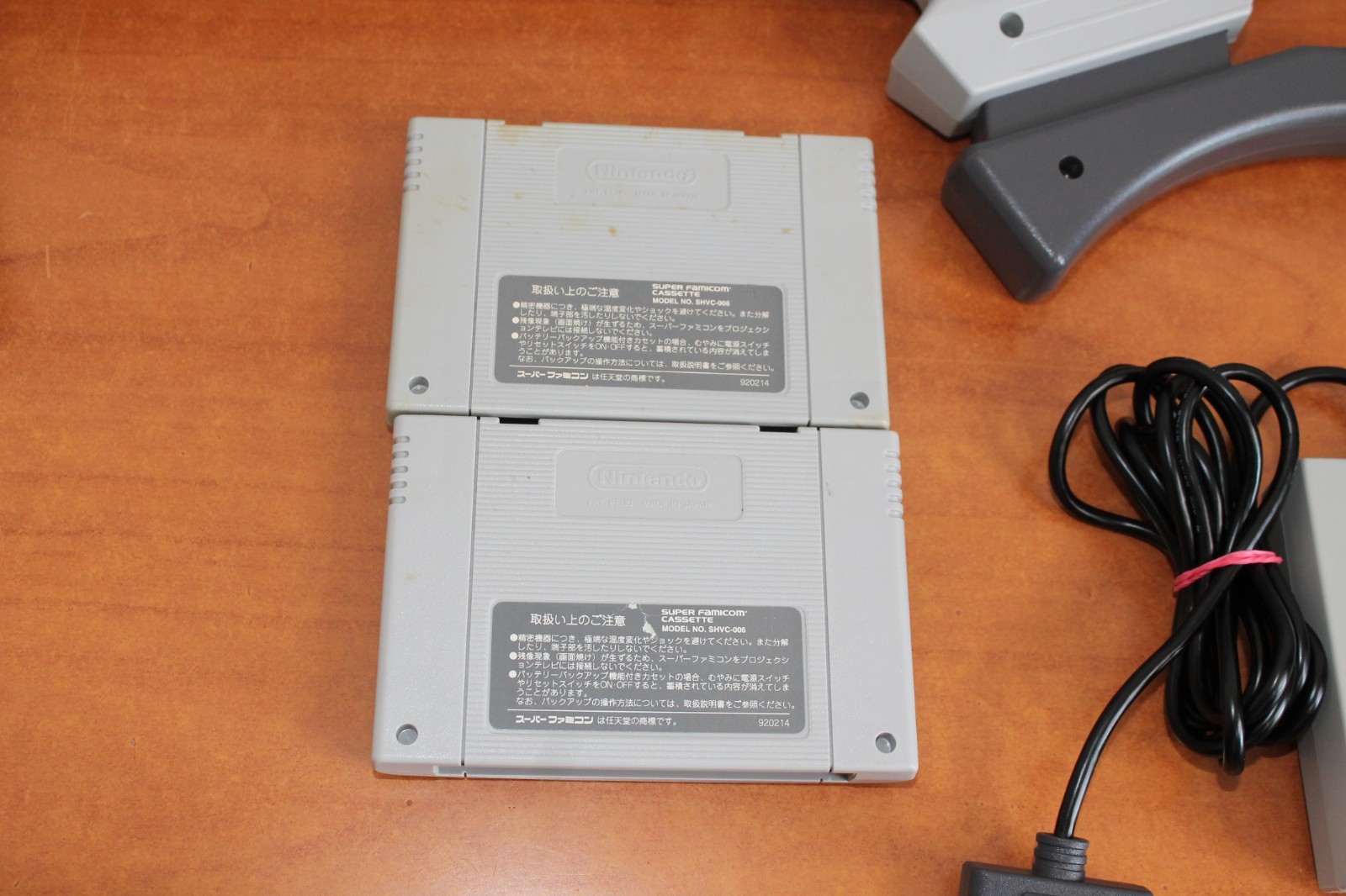Nintendo Super Famicom CONSOLE – “SUPER LOT”