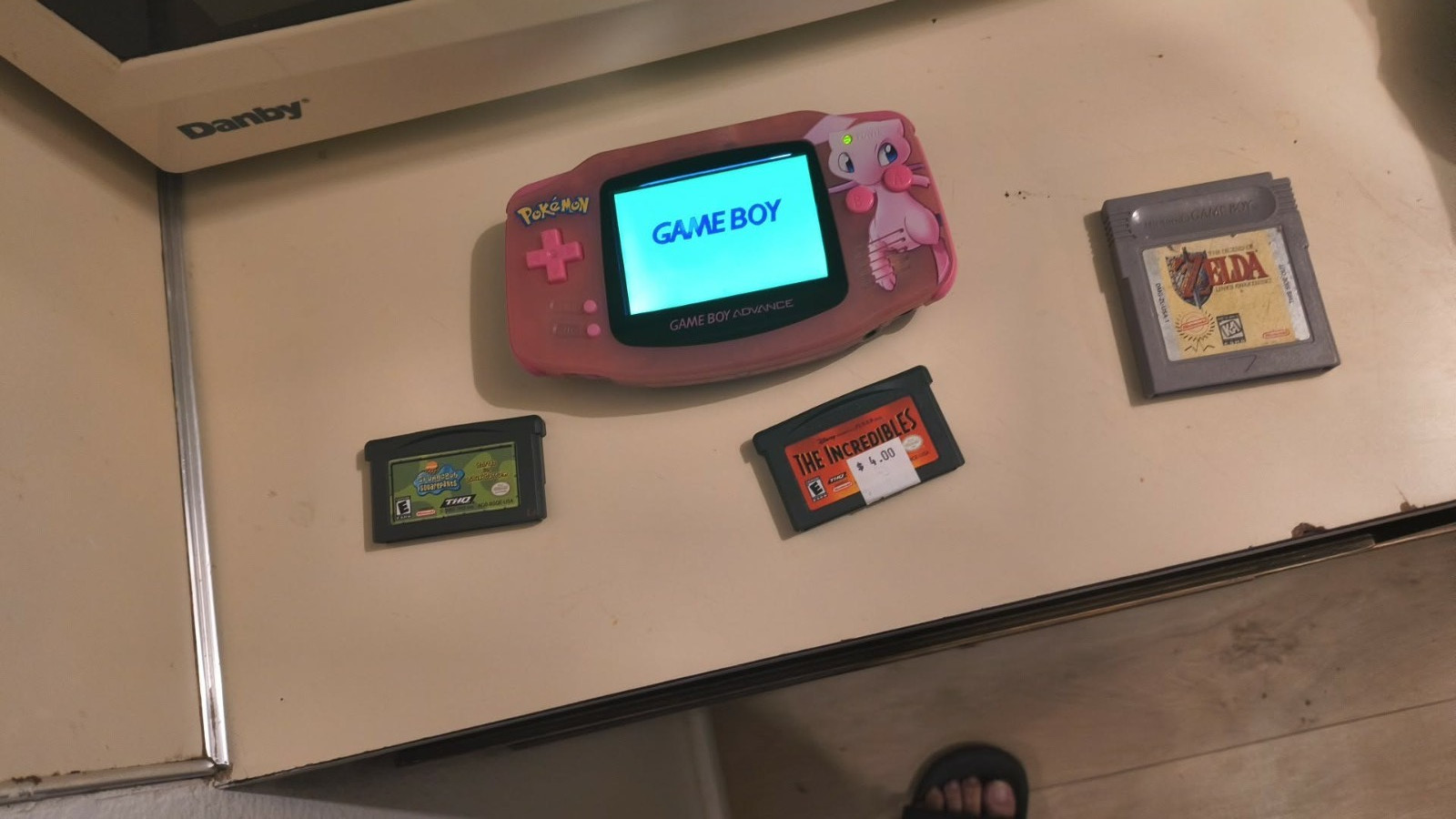 Nintendo Game Boy Advance AGB-001 Pink Pokemon Edition Handheld System